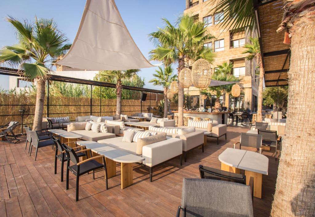 Be Batroun Beach Hotel