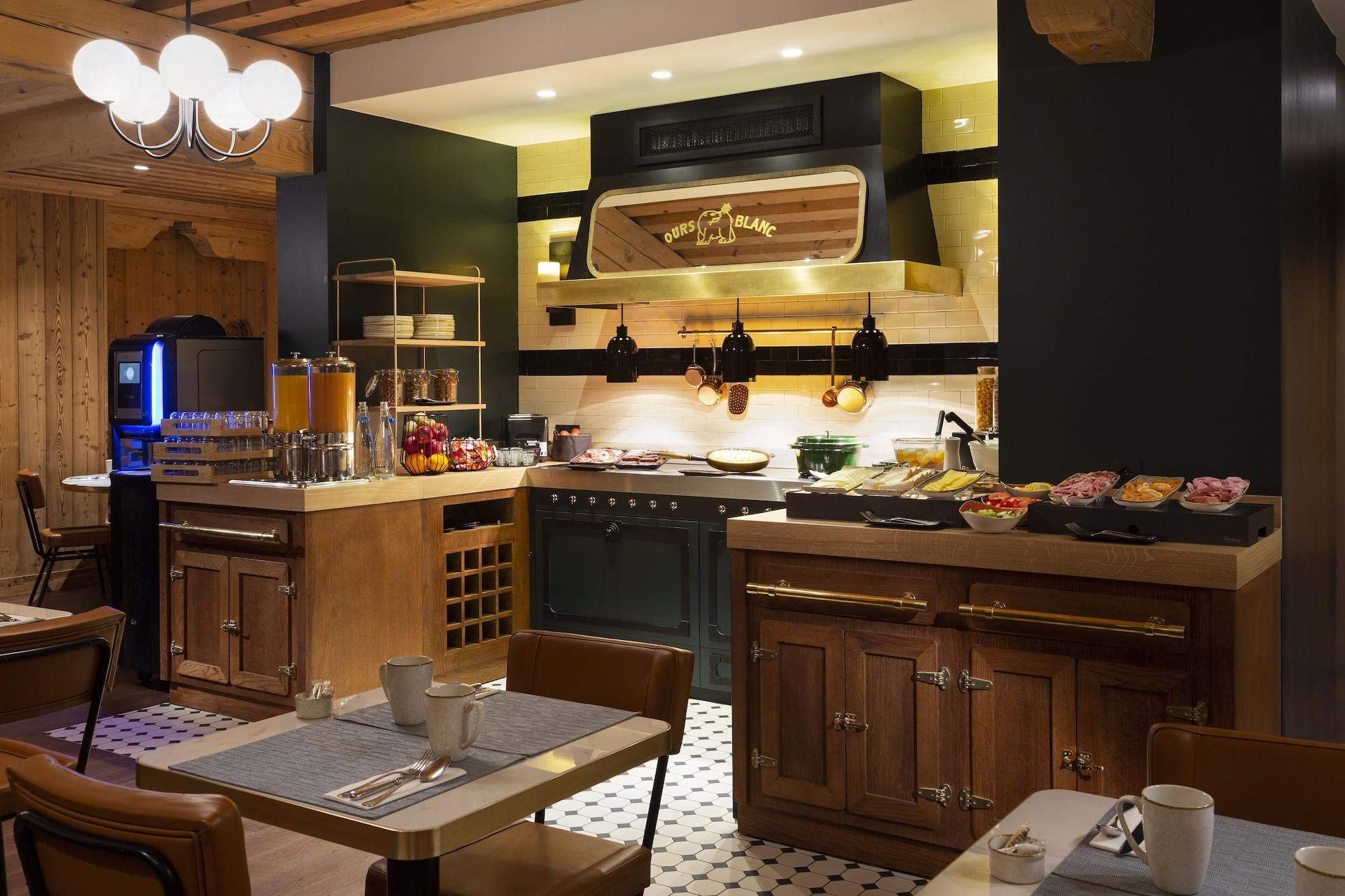 Ours Blanc Hotel & Spa