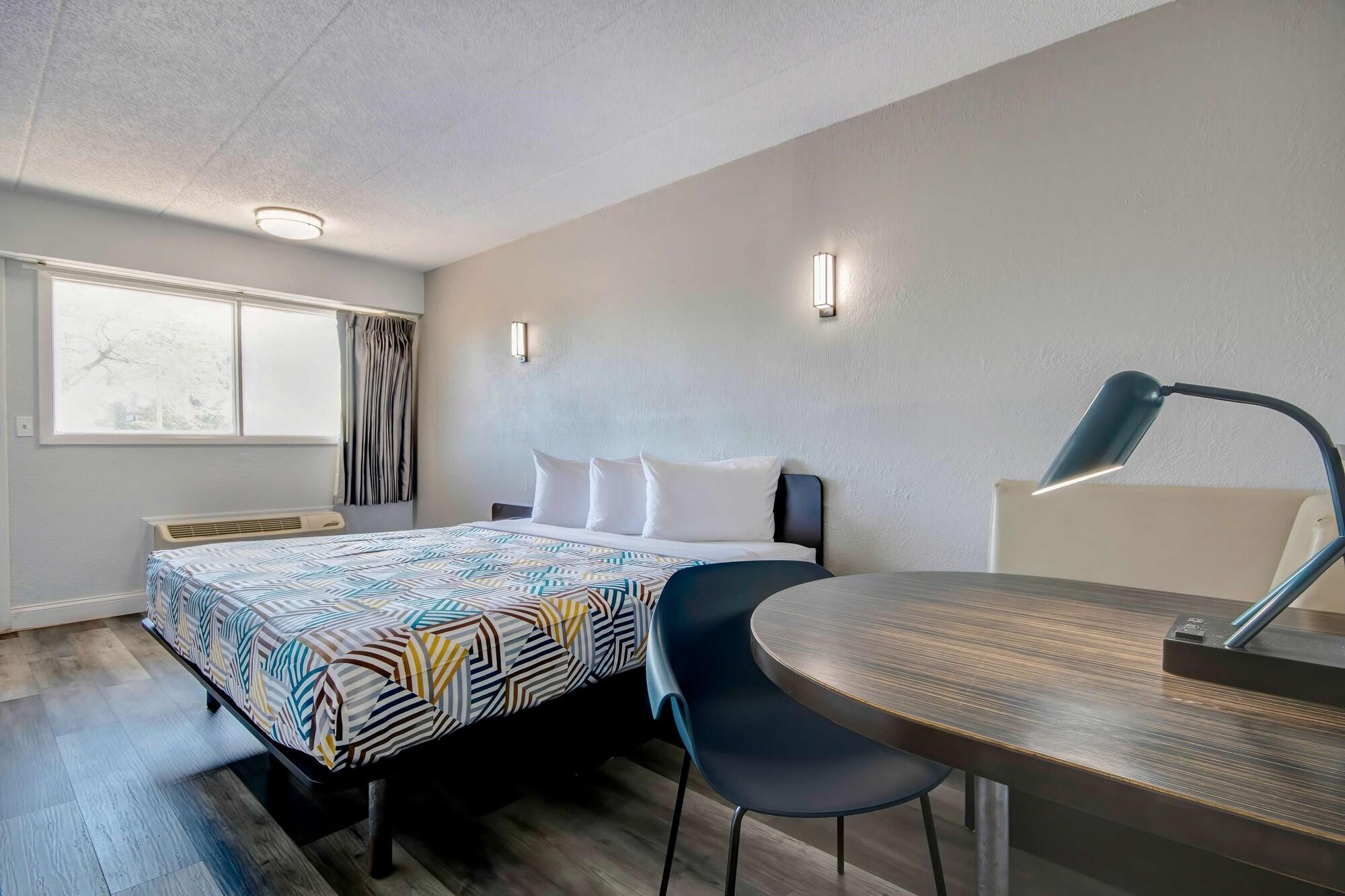Motel 6 Columbus OH - OSU North
