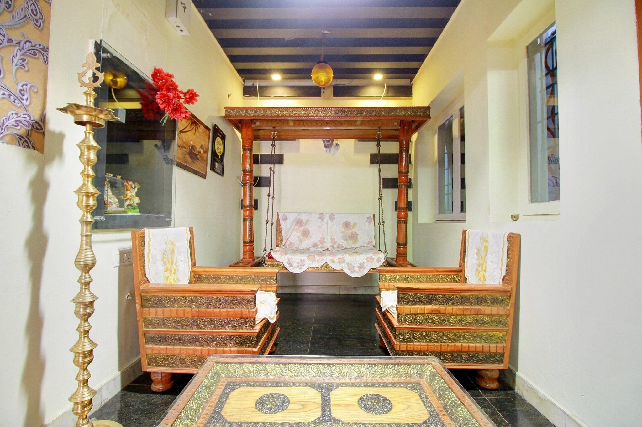 Hotel Vaani Villa
