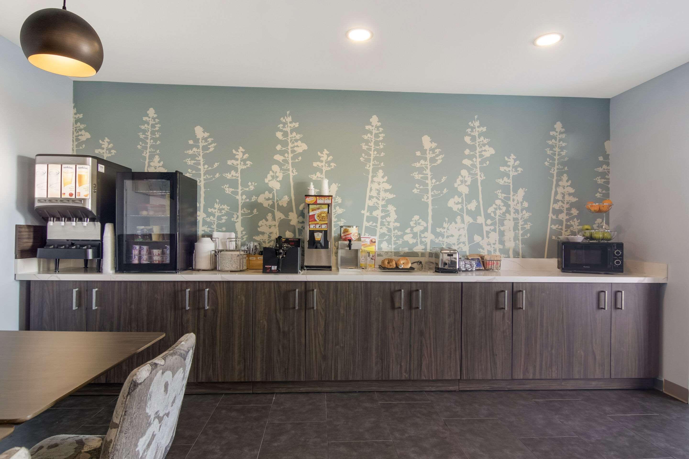 Lobby 3, MainStay Suites Clarion, Clarion