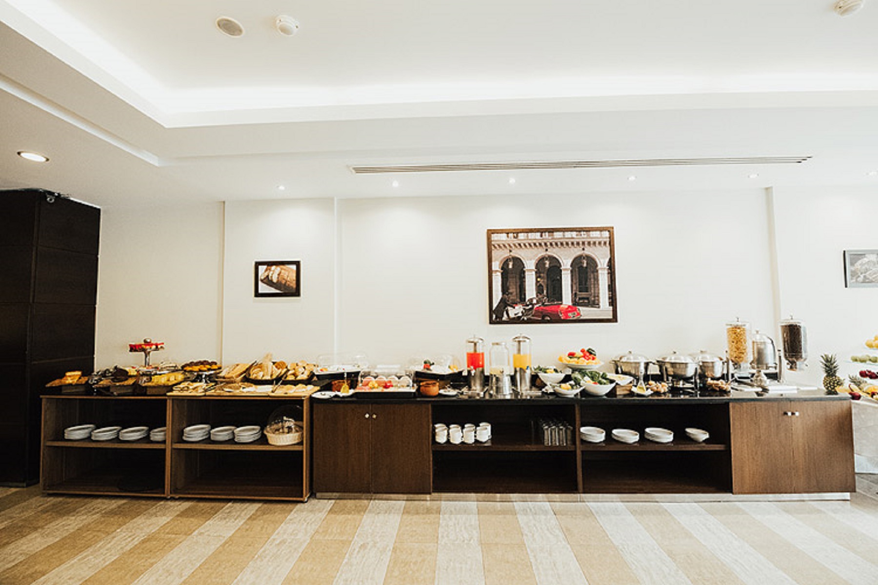 The Parisian Plaza Hotel