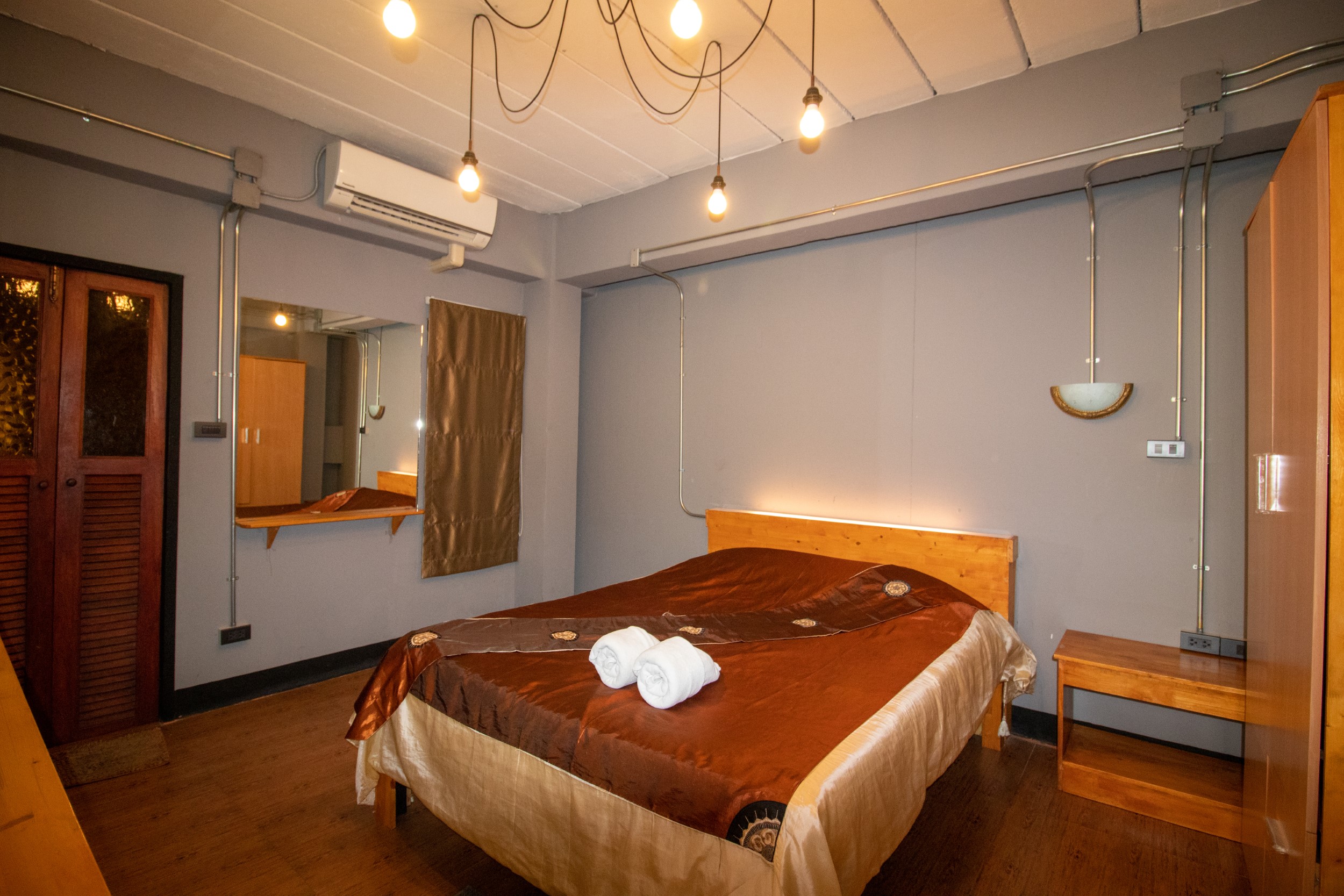 W Hostel