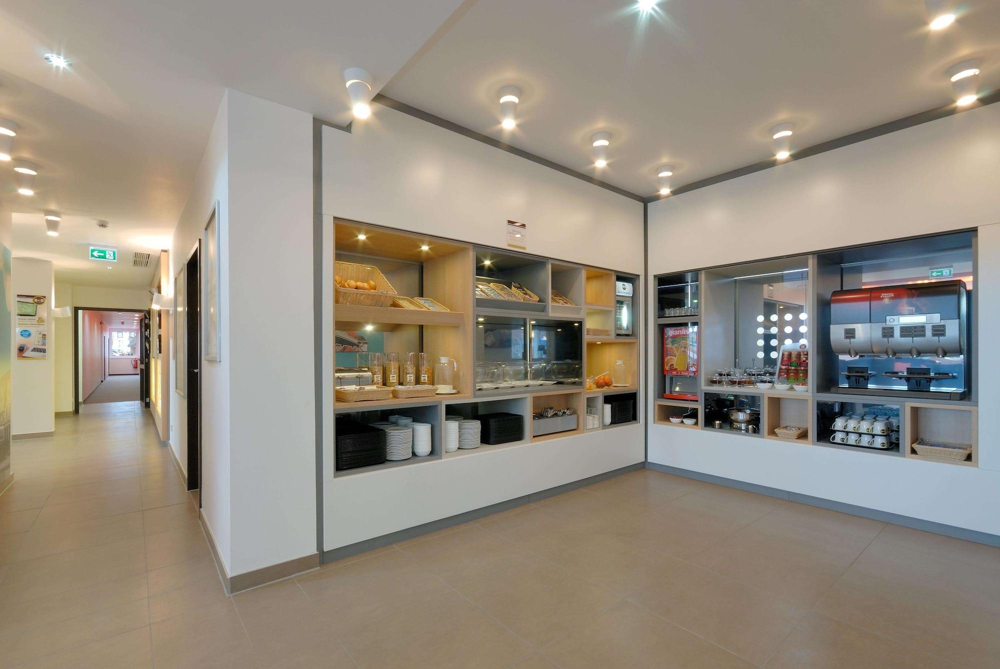 B&B HOTEL Böblingen