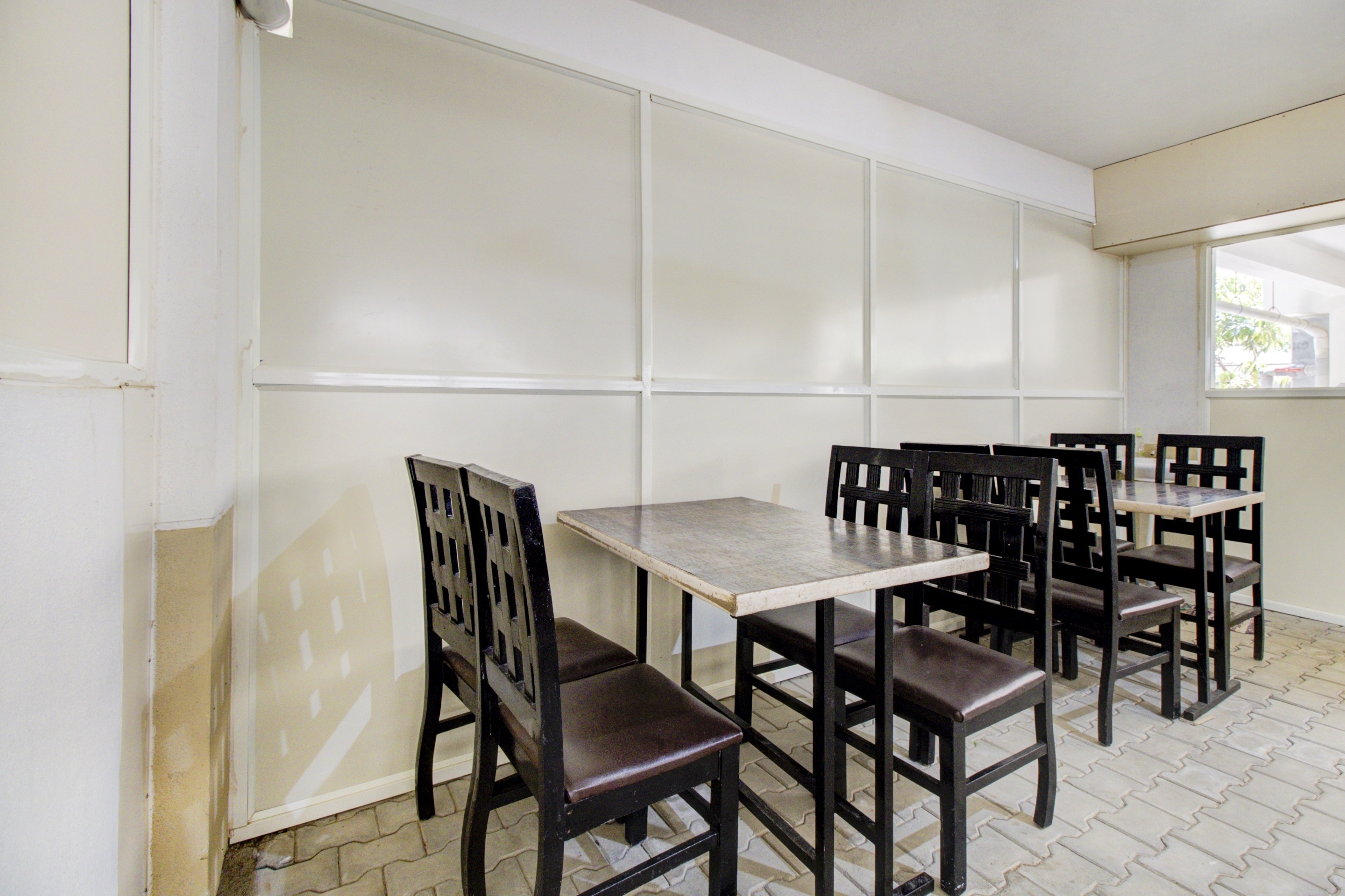 Capital O 75327 Atithi Residency