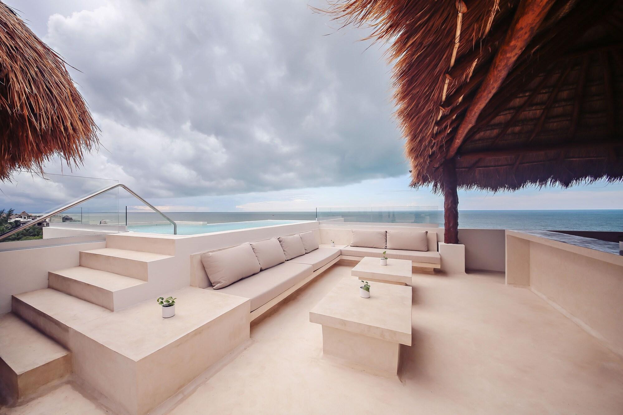 Casa Astral Luxury Hotel By Nah Hotels