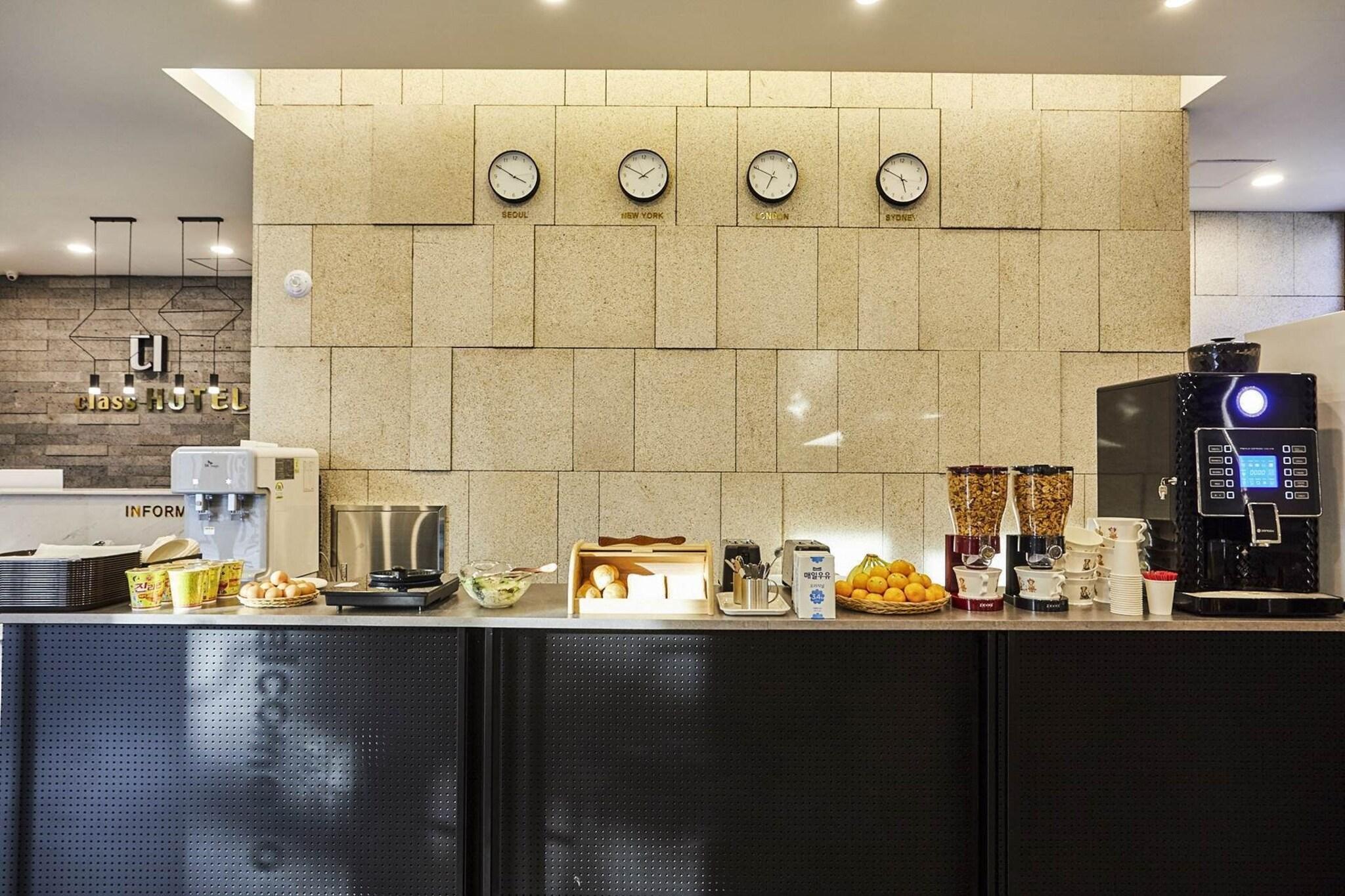 Hotel D