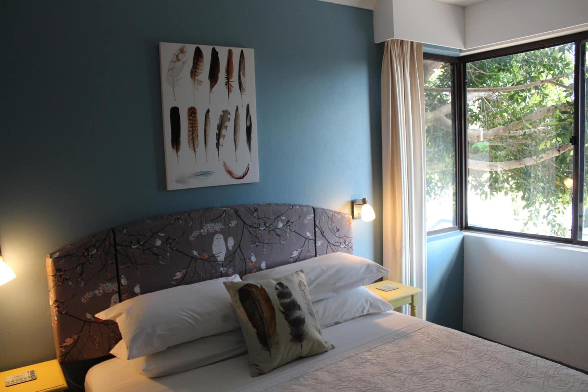 The Whale Inn by null