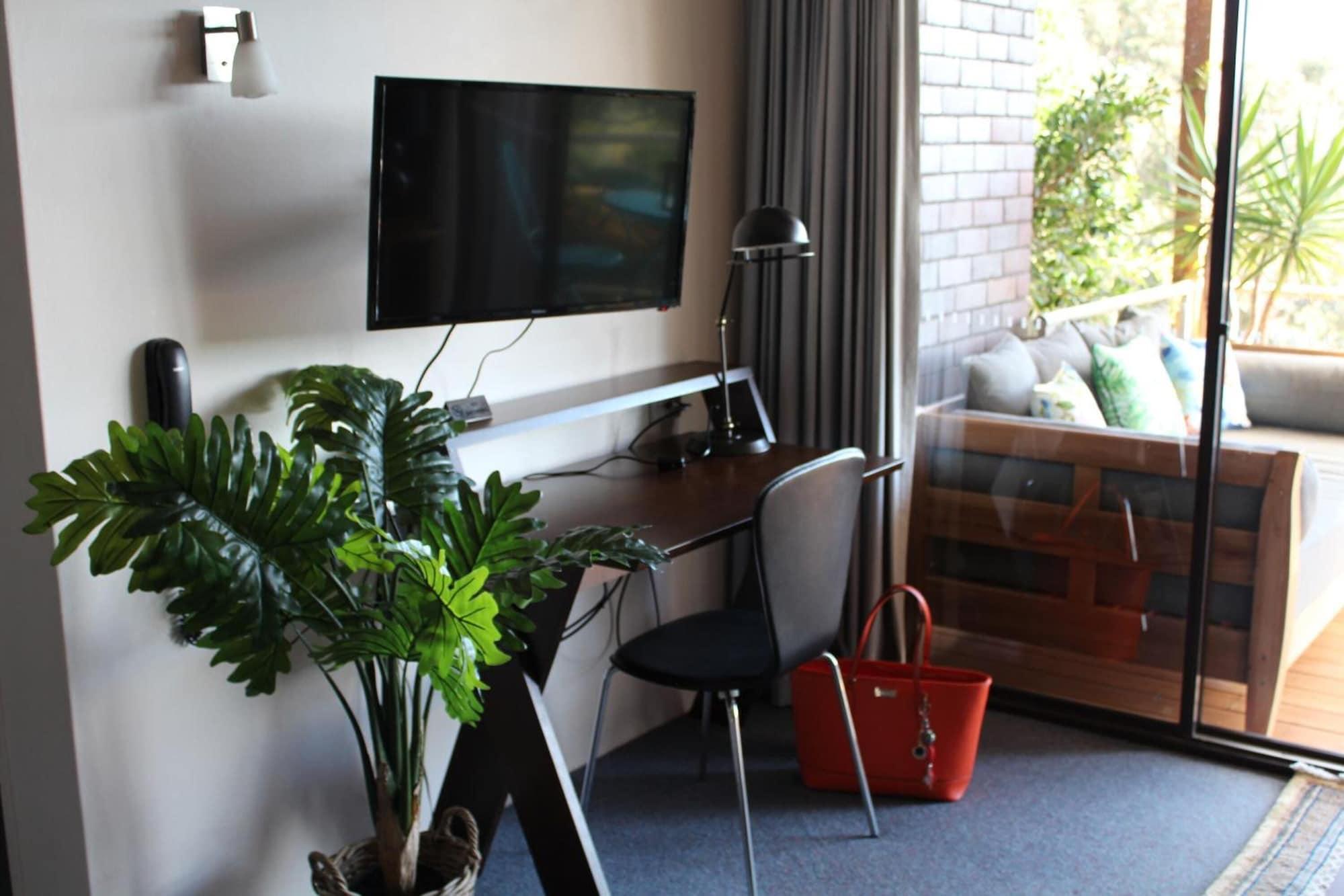 The Whale Inn by null