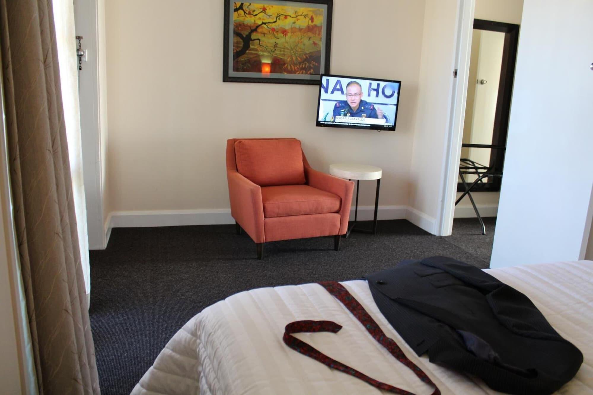 The Whale Inn by null