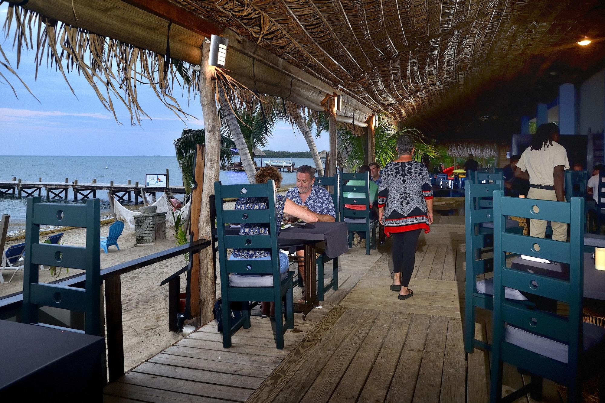 Parrot Cove Lodge