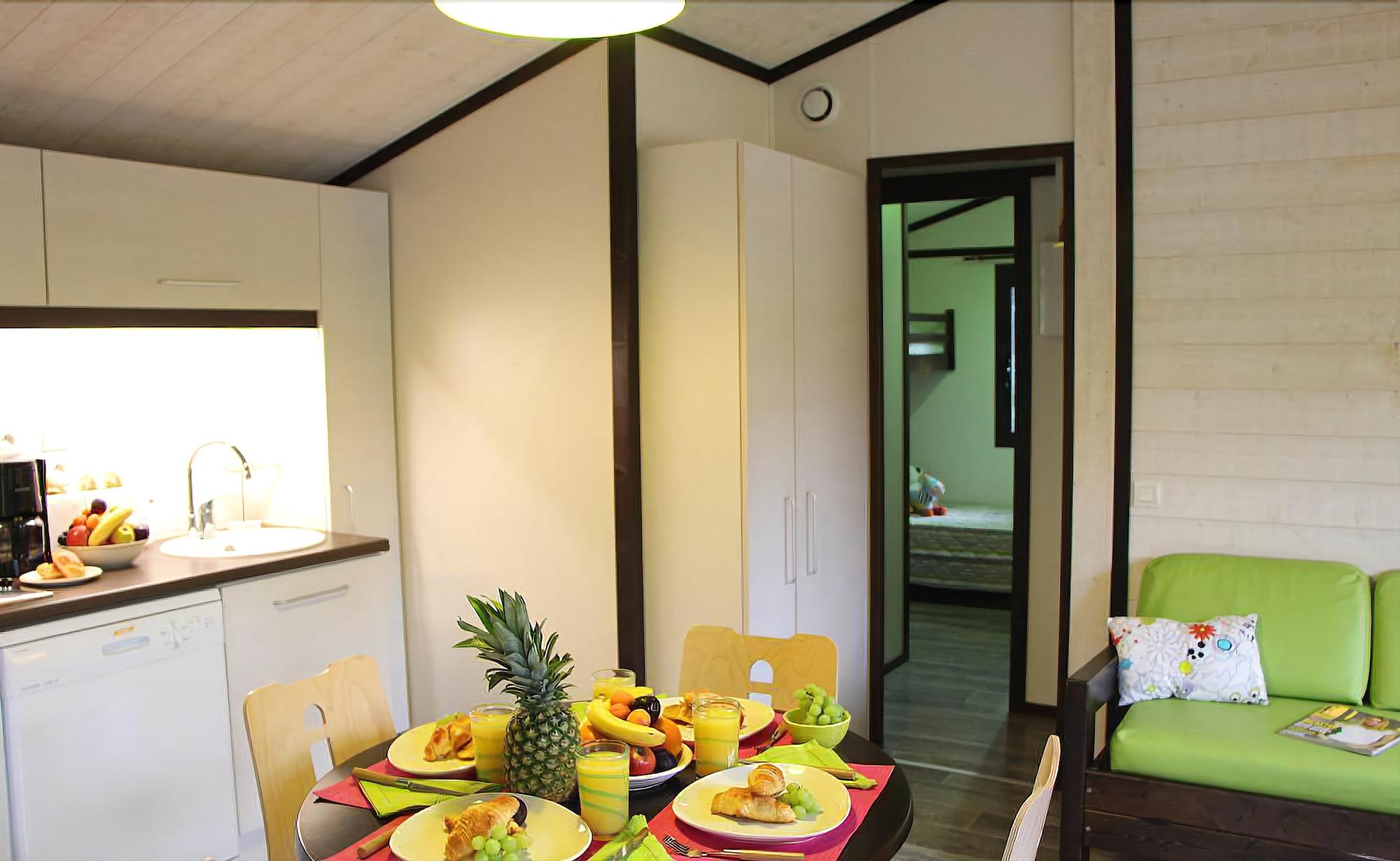 Lagrange Vacances Les Cottages Varois