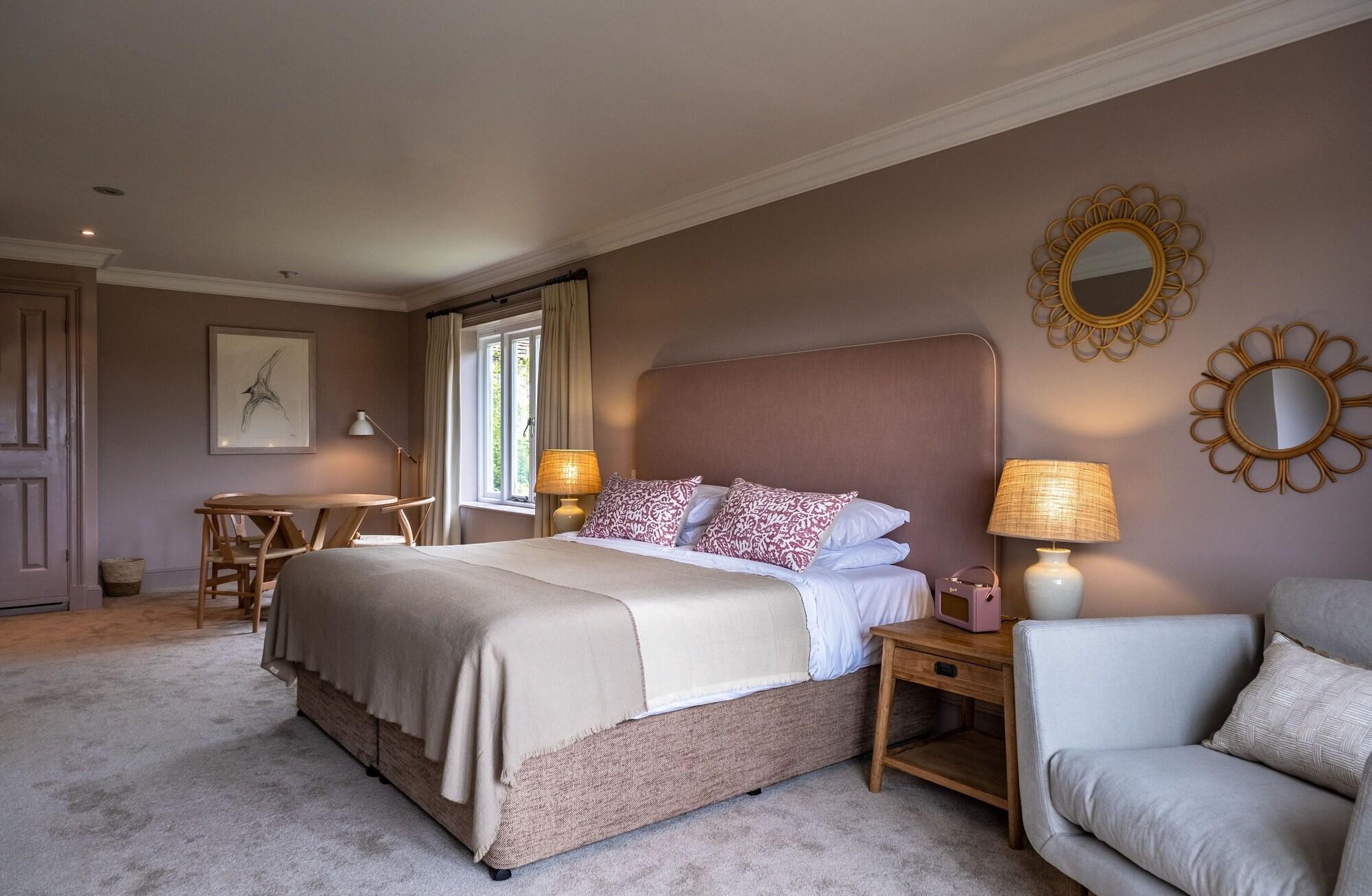 The Crown Stoke-By-Nayland by null