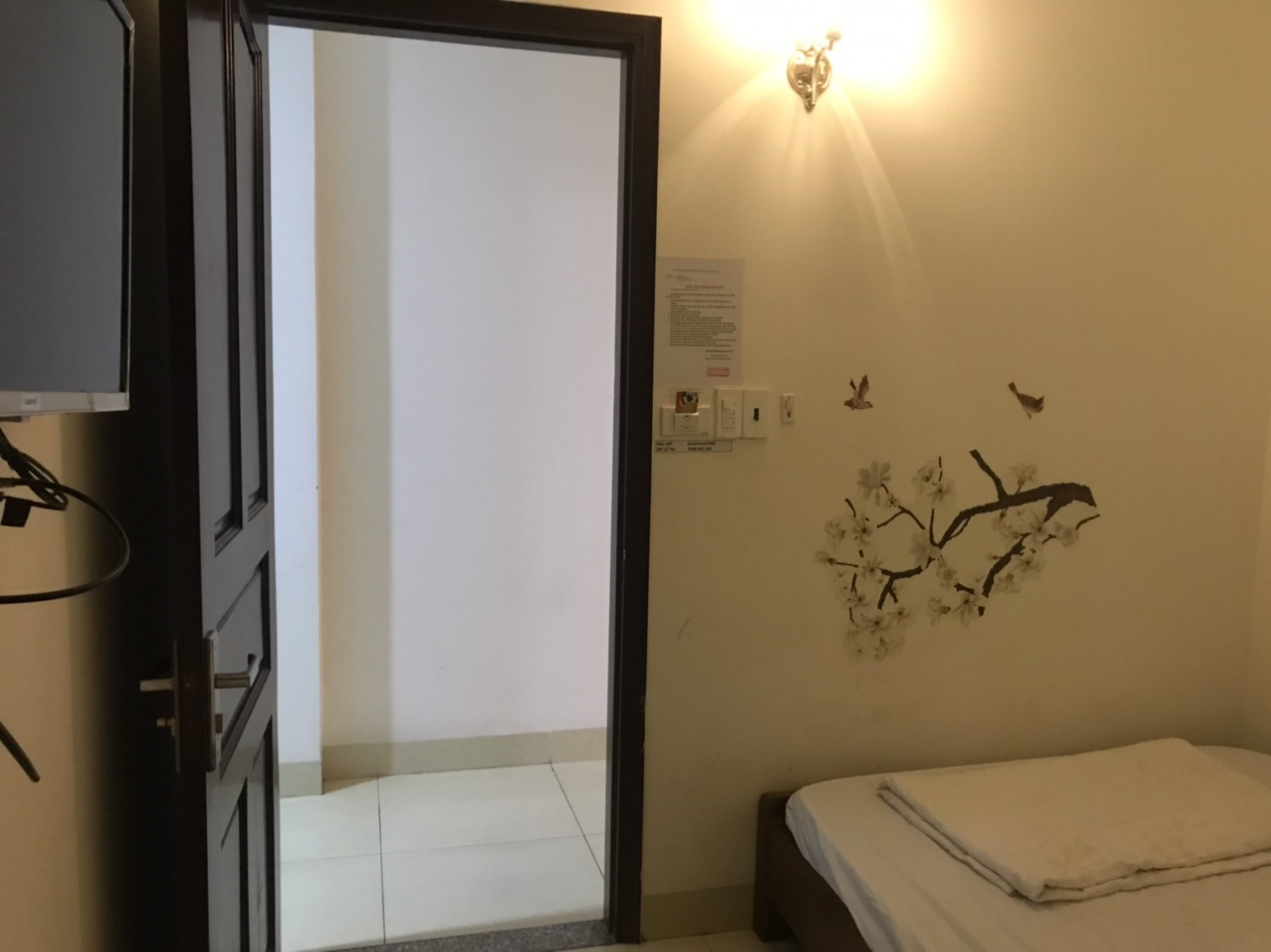 Dung Khanh Motel by ZUZU