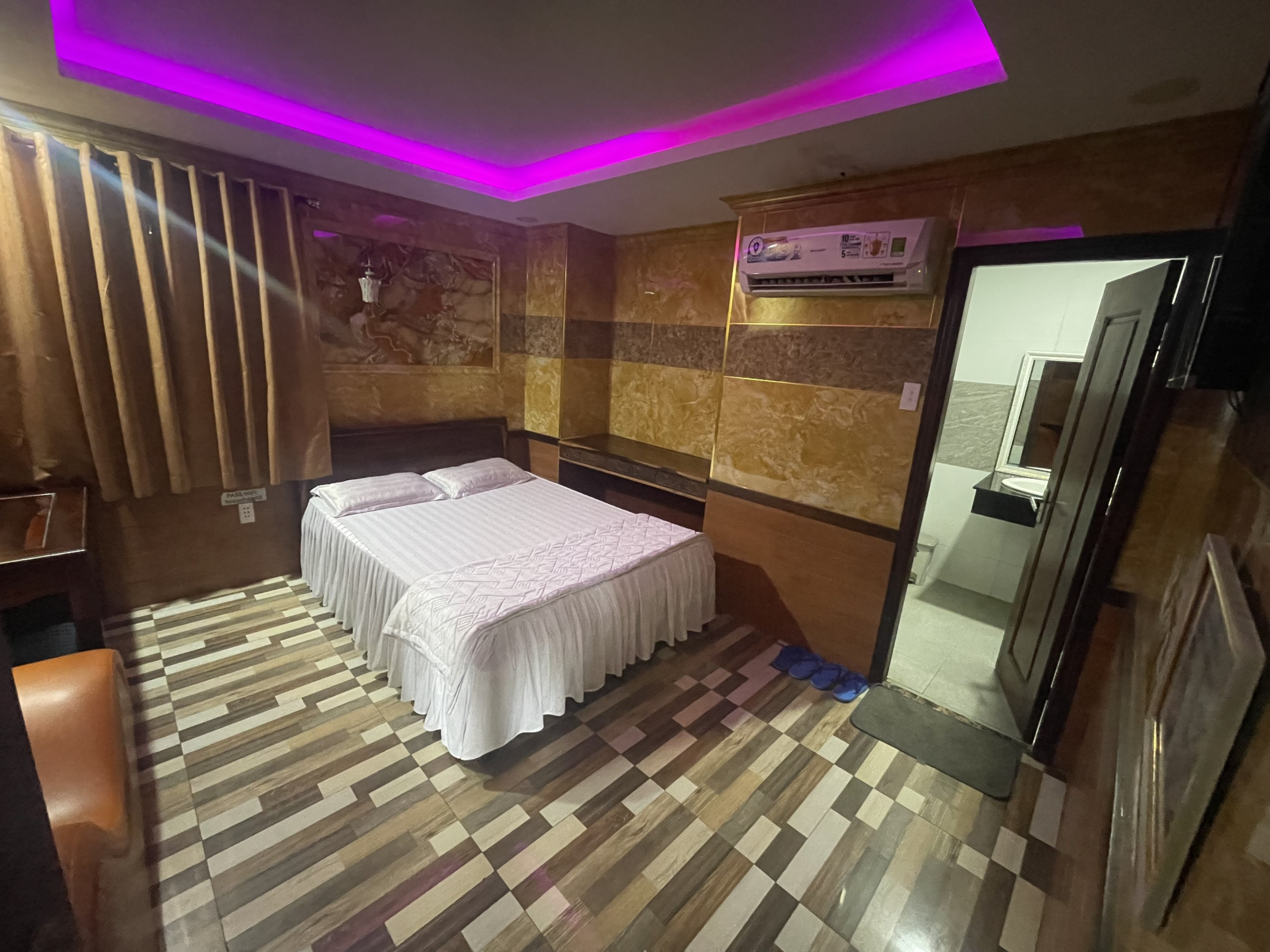 Hoa Anh Dao 2 Hotel by ZUZU