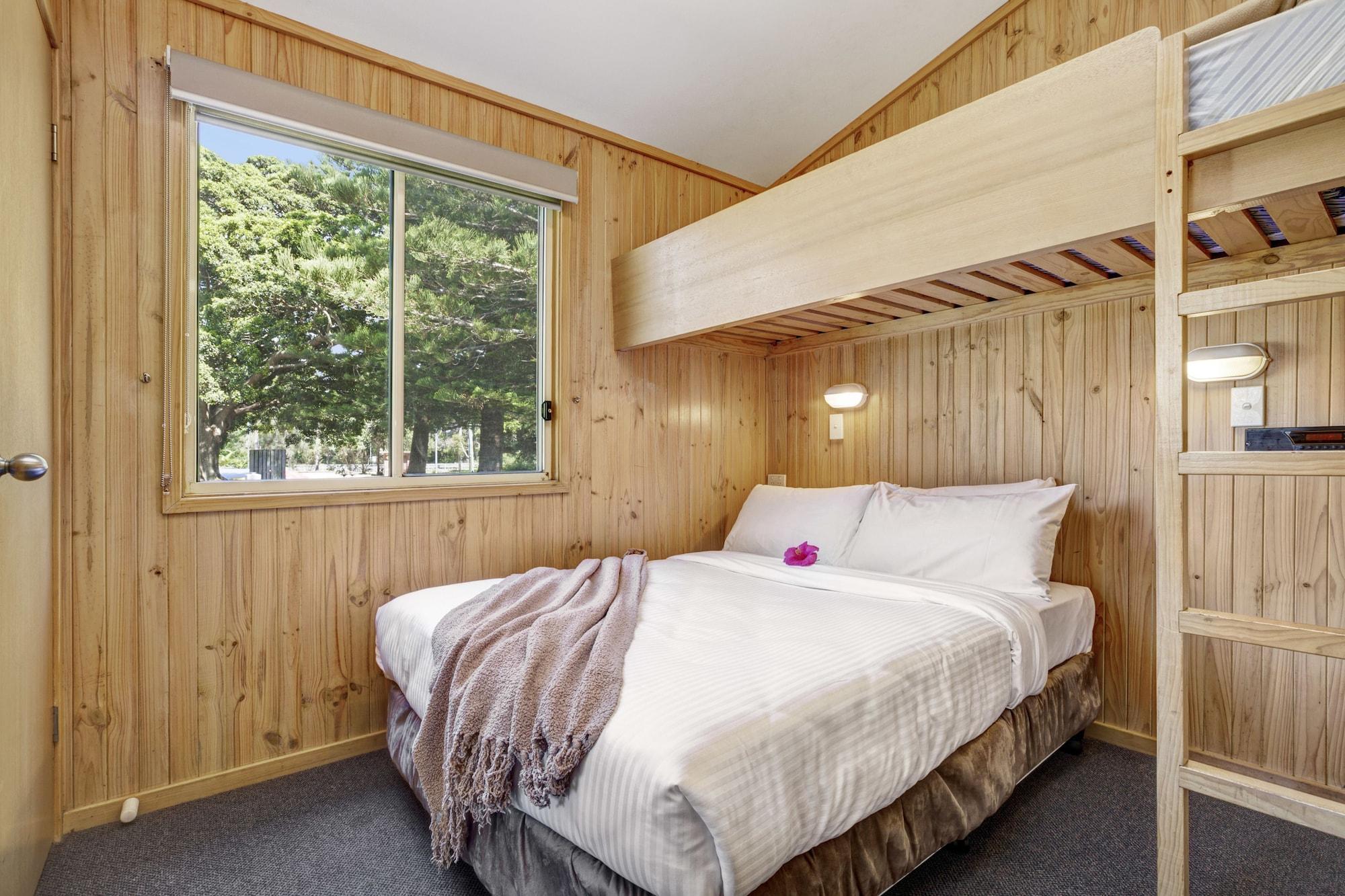 Seven Mile Beach Holiday Park