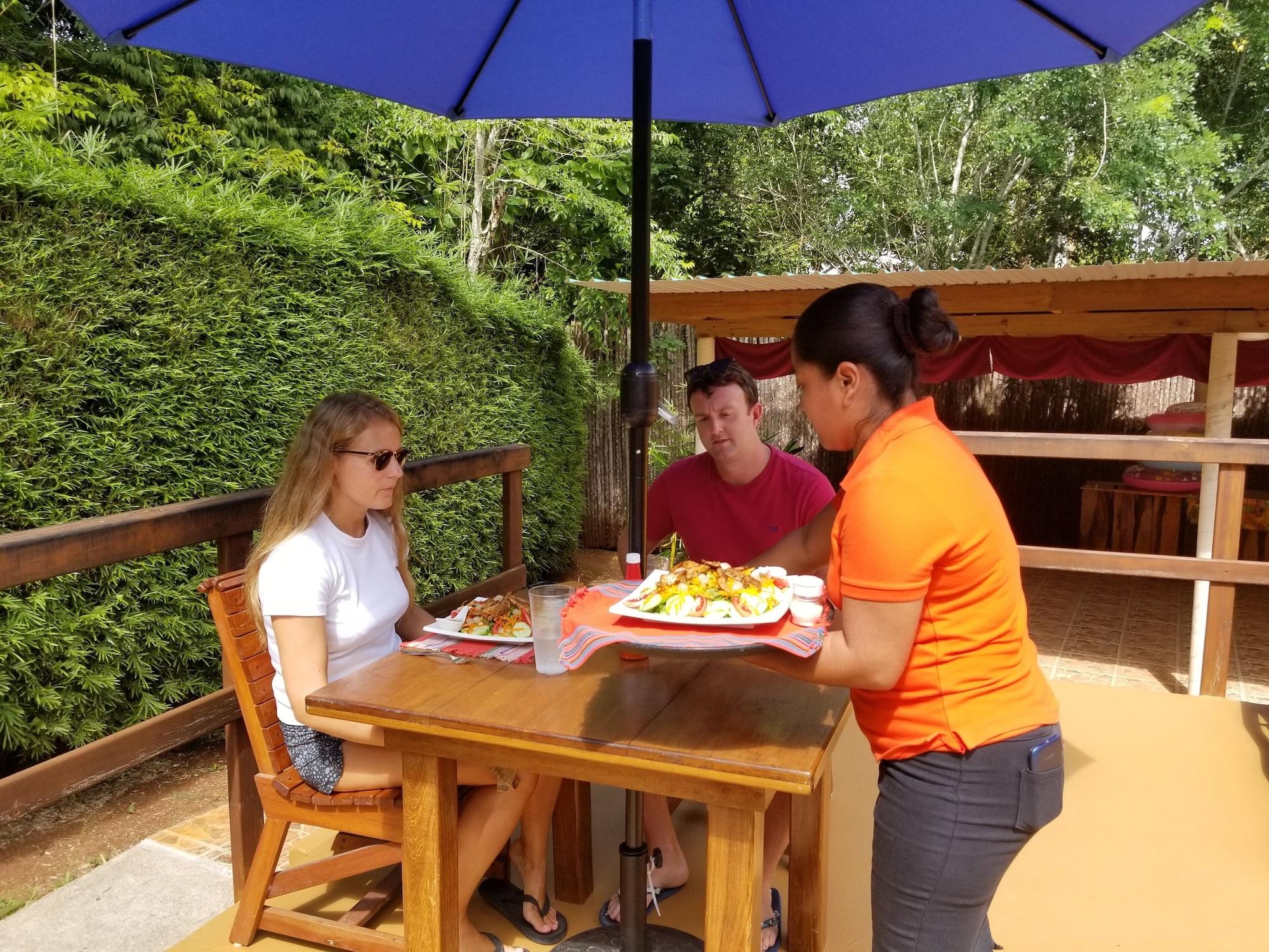 Mariposa Jungle Lodge