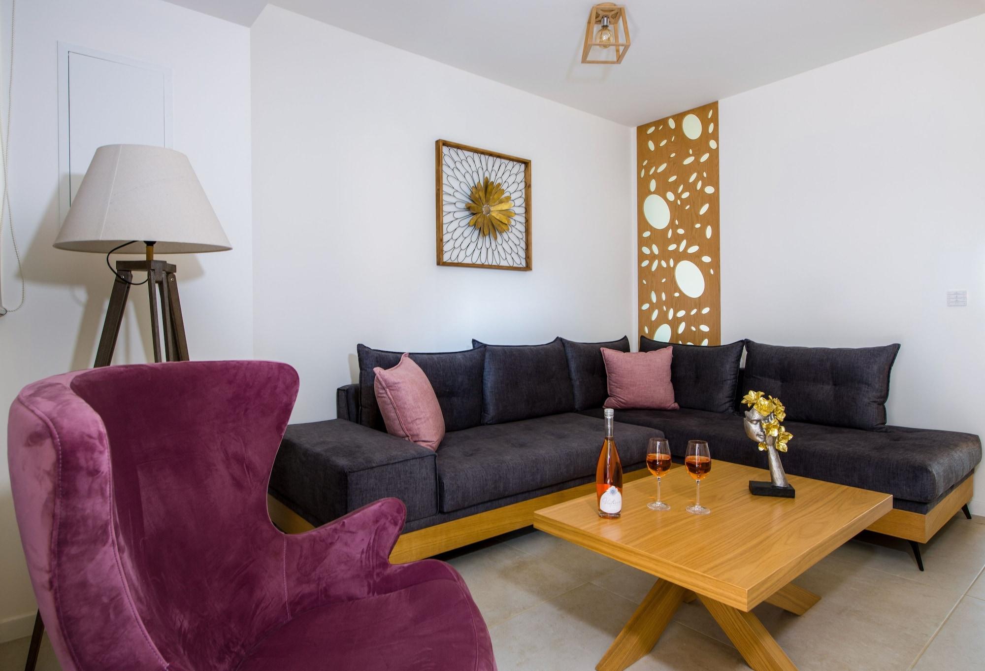 Lilium Luxury Suites - Adults Only