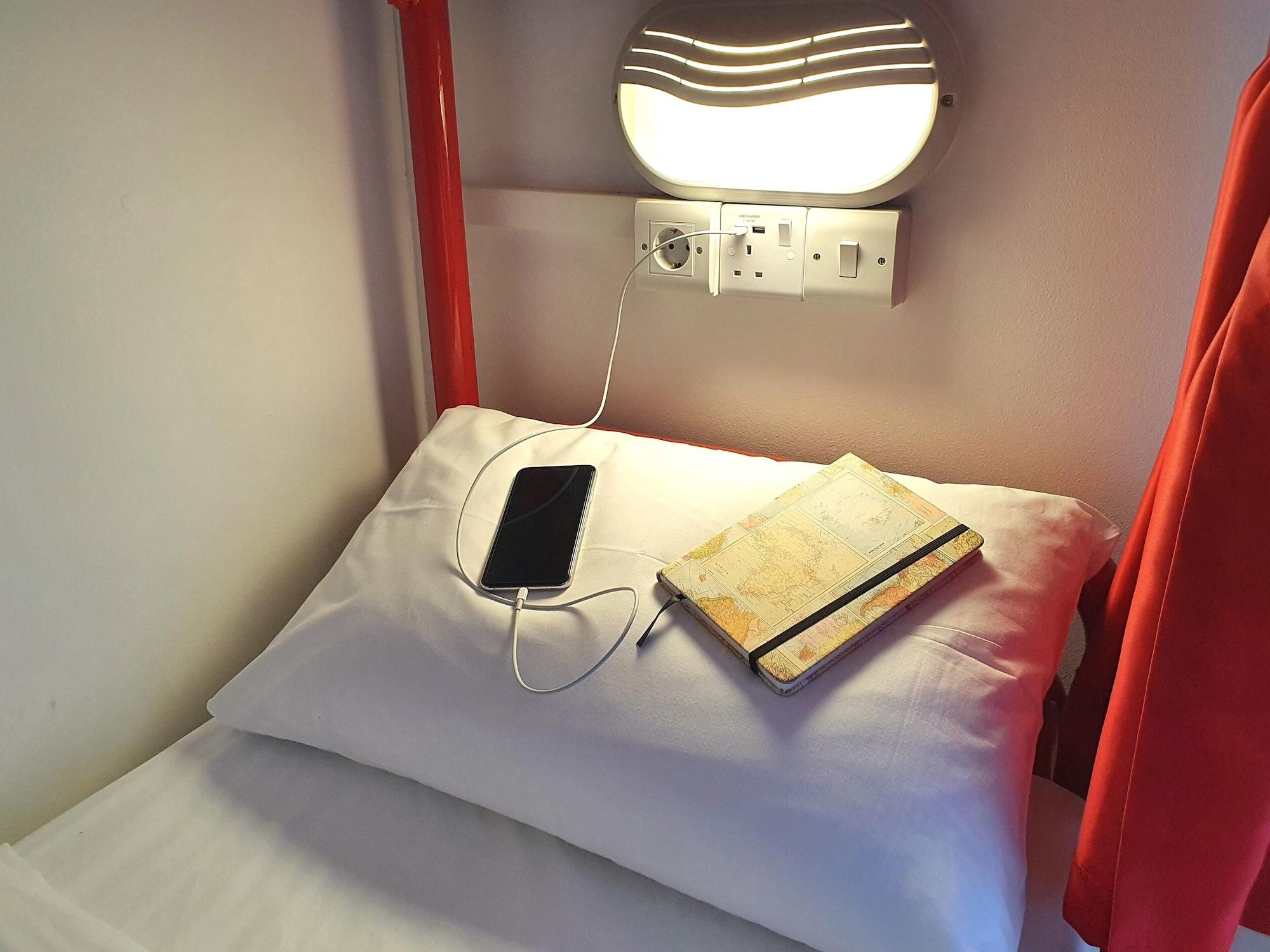 Galway City Hostel by null