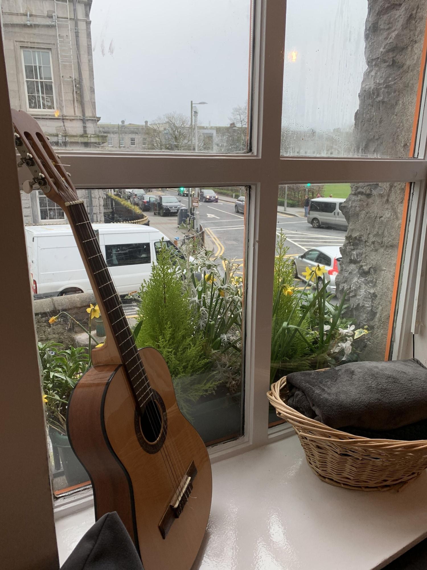 Galway City Hostel by null