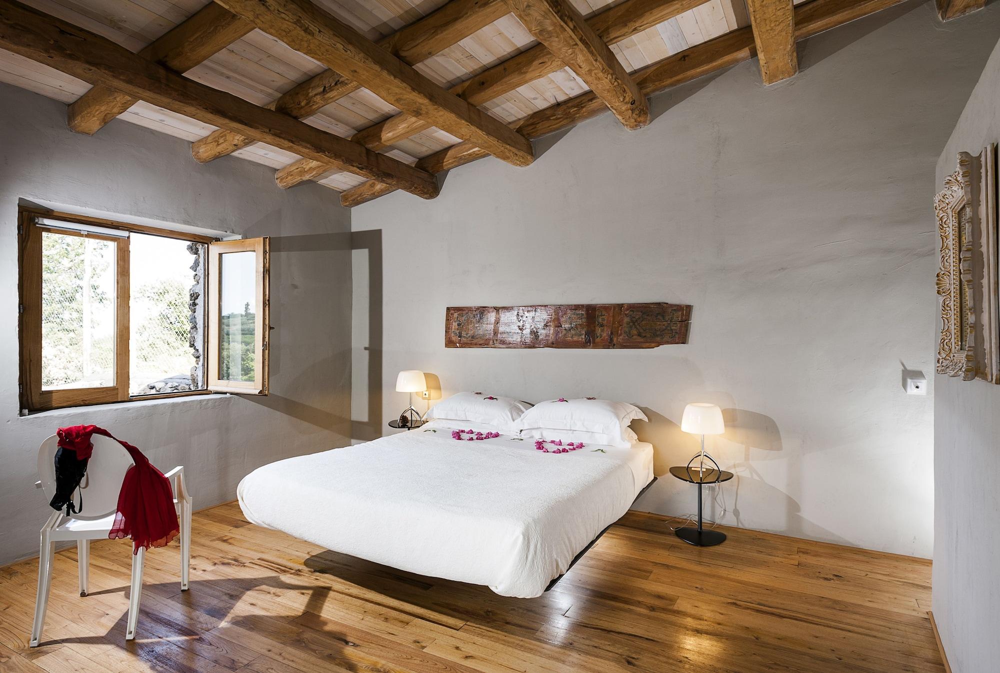 Monaci delle Terre Nere, Relais & Chateaux by null