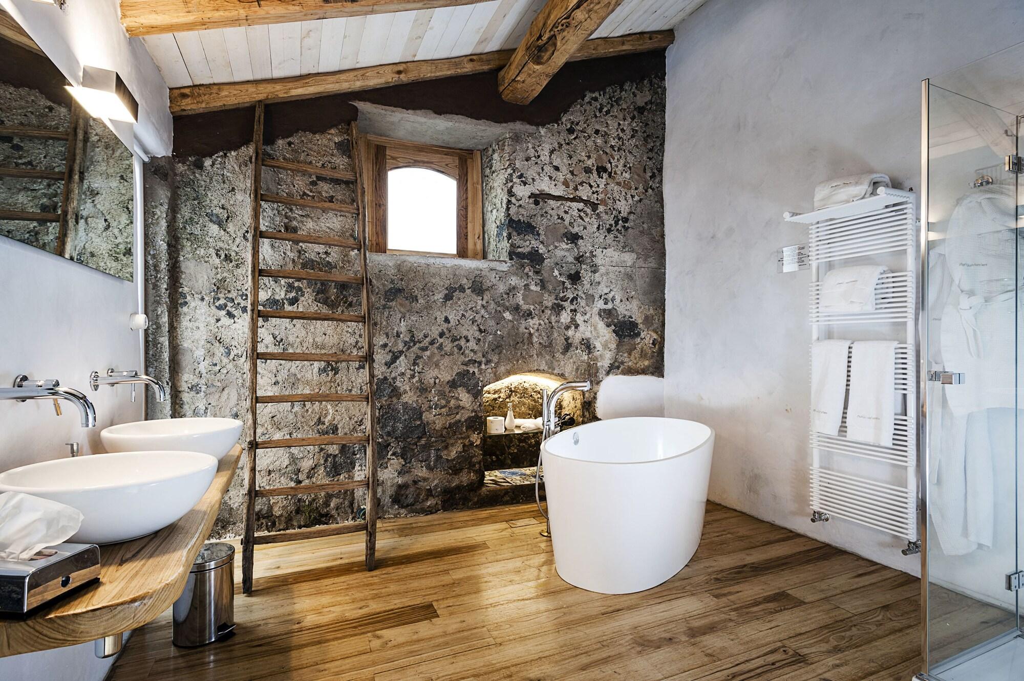 Monaci delle Terre Nere, Relais & Chateaux by null