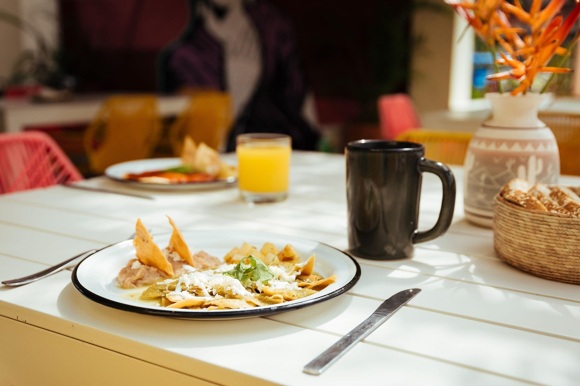 Saint Tropic by null