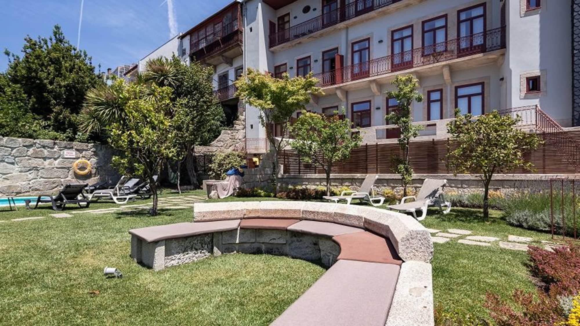 Aparthotel Oporto Alves da Veiga