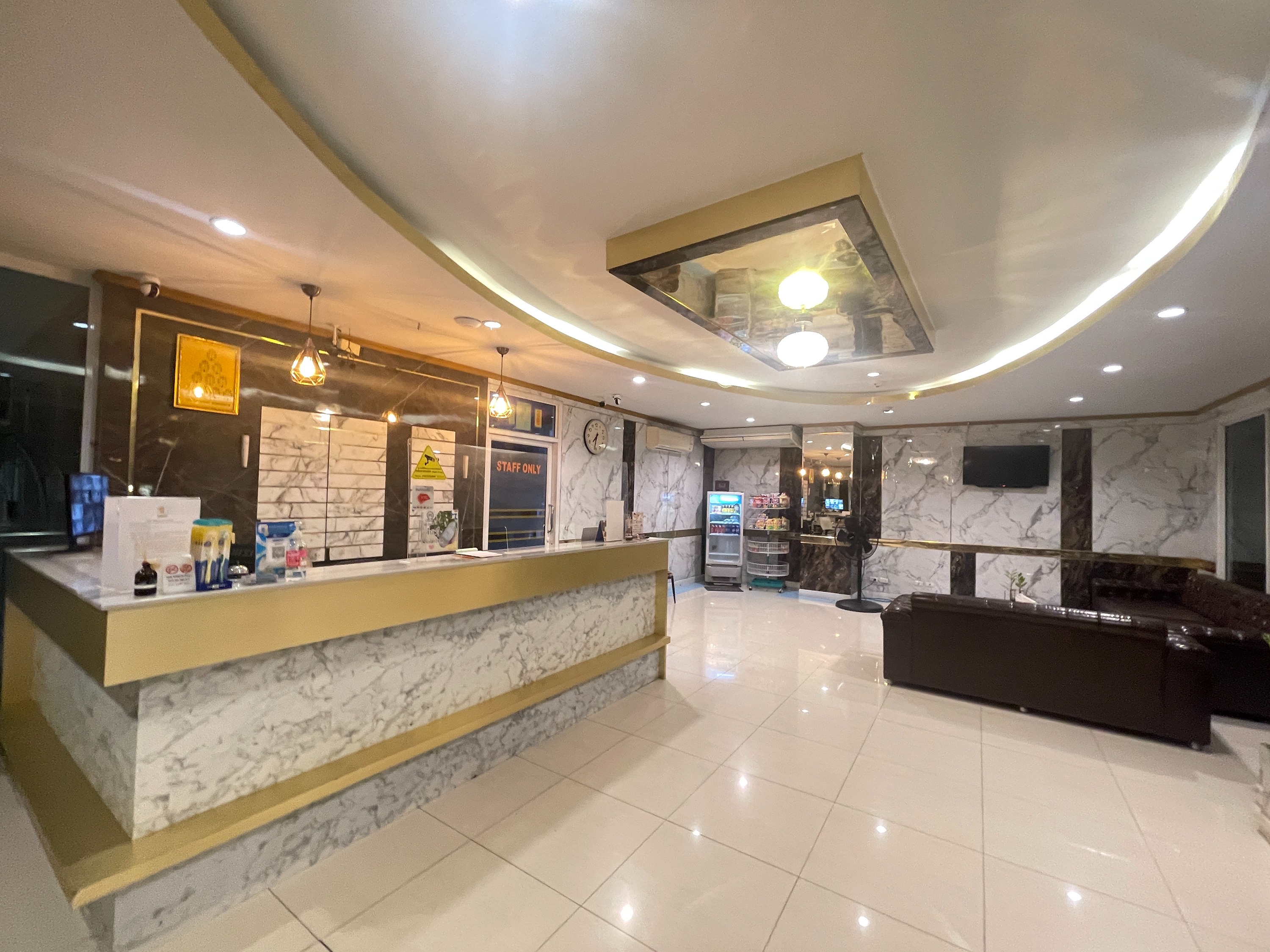 Carpediem Hotel by ZUZU