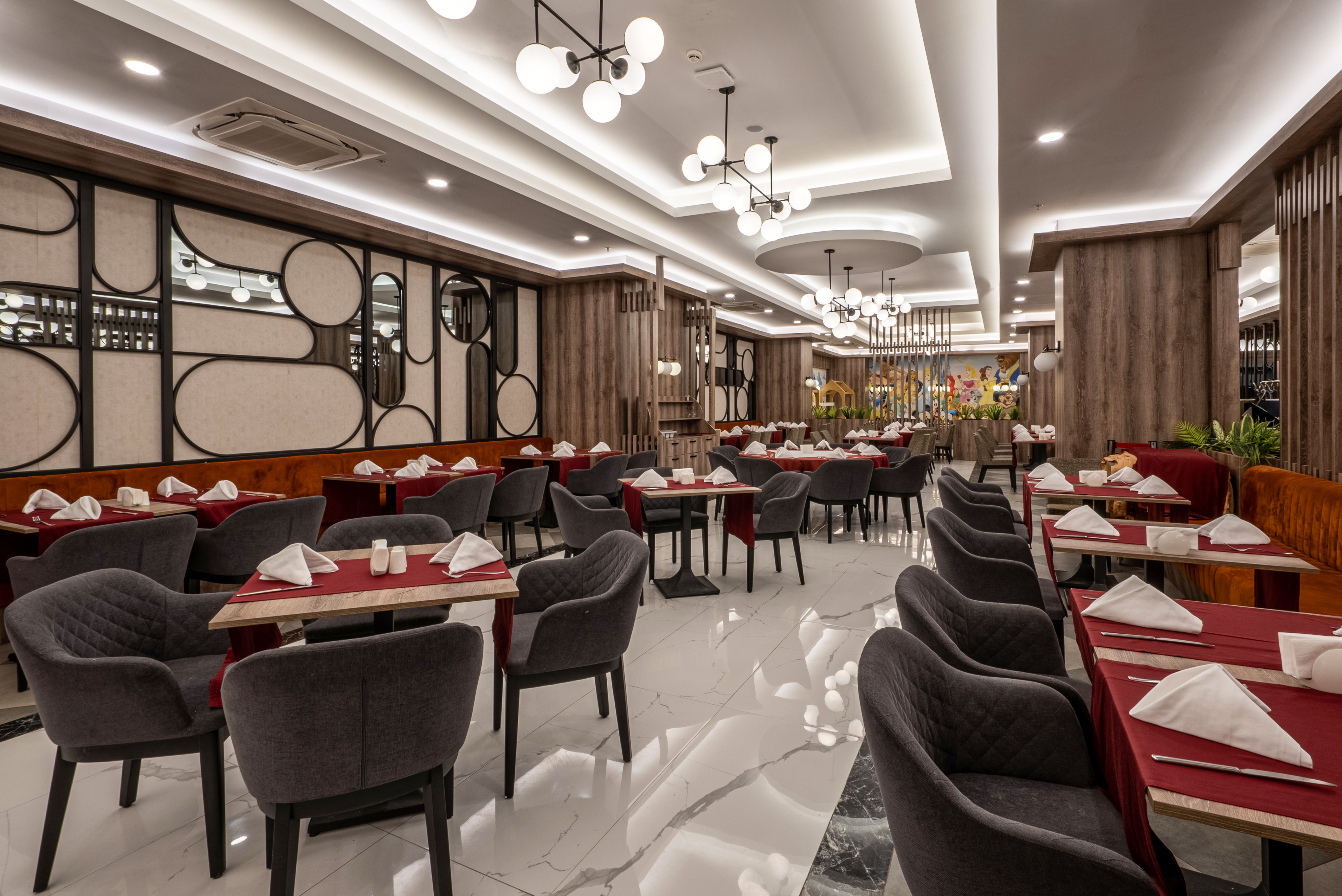 Arnor De Luxe Hotel & Spa