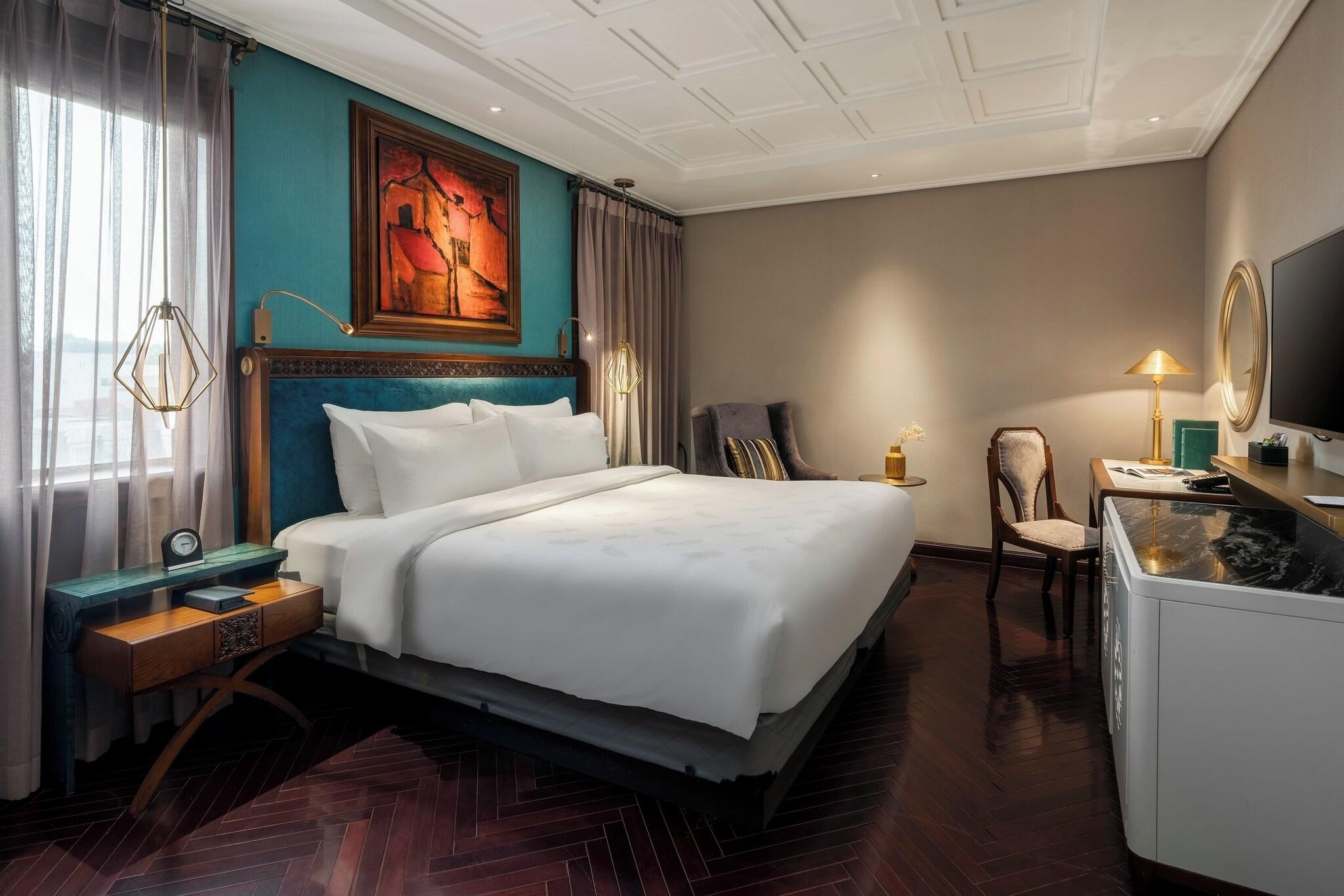 Peridot Grand Luxury Boutique Hotel by null