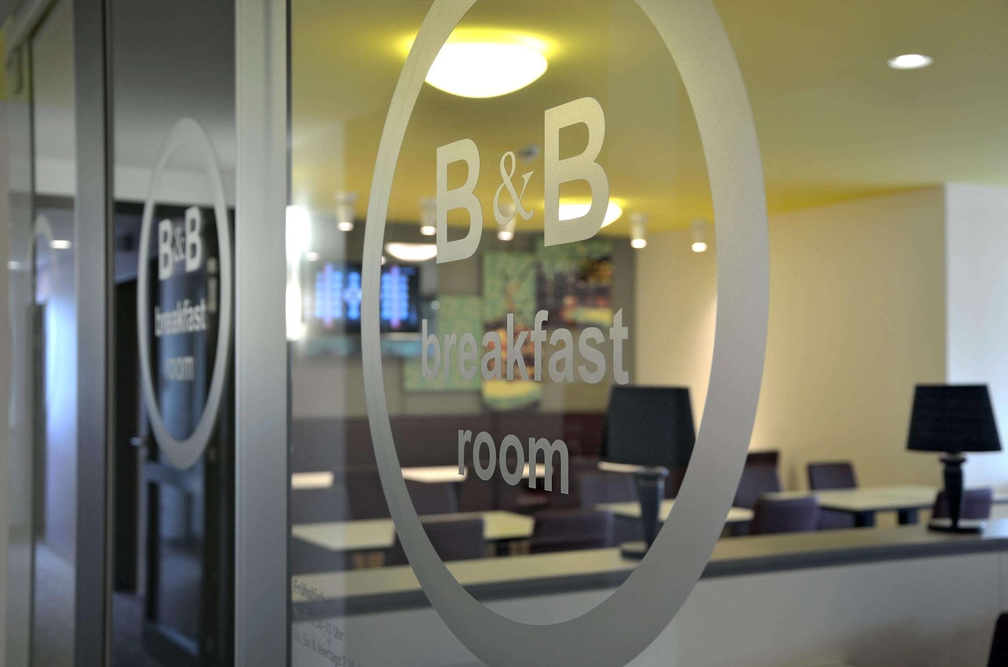 B&B HOTEL Oberhausen am Centro