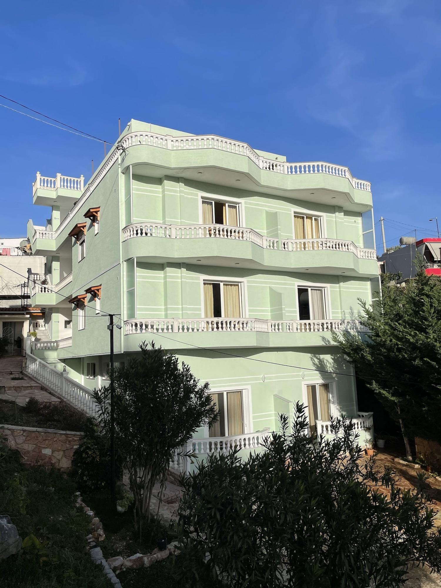 Relax Apts Saranda - photo