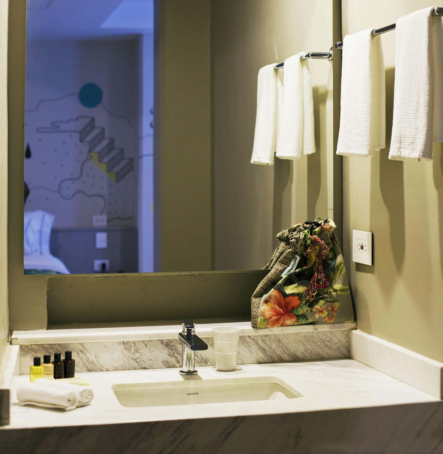 Townhouse Cartagena | Boutique Art Hotel • Rooftop • Bar by null