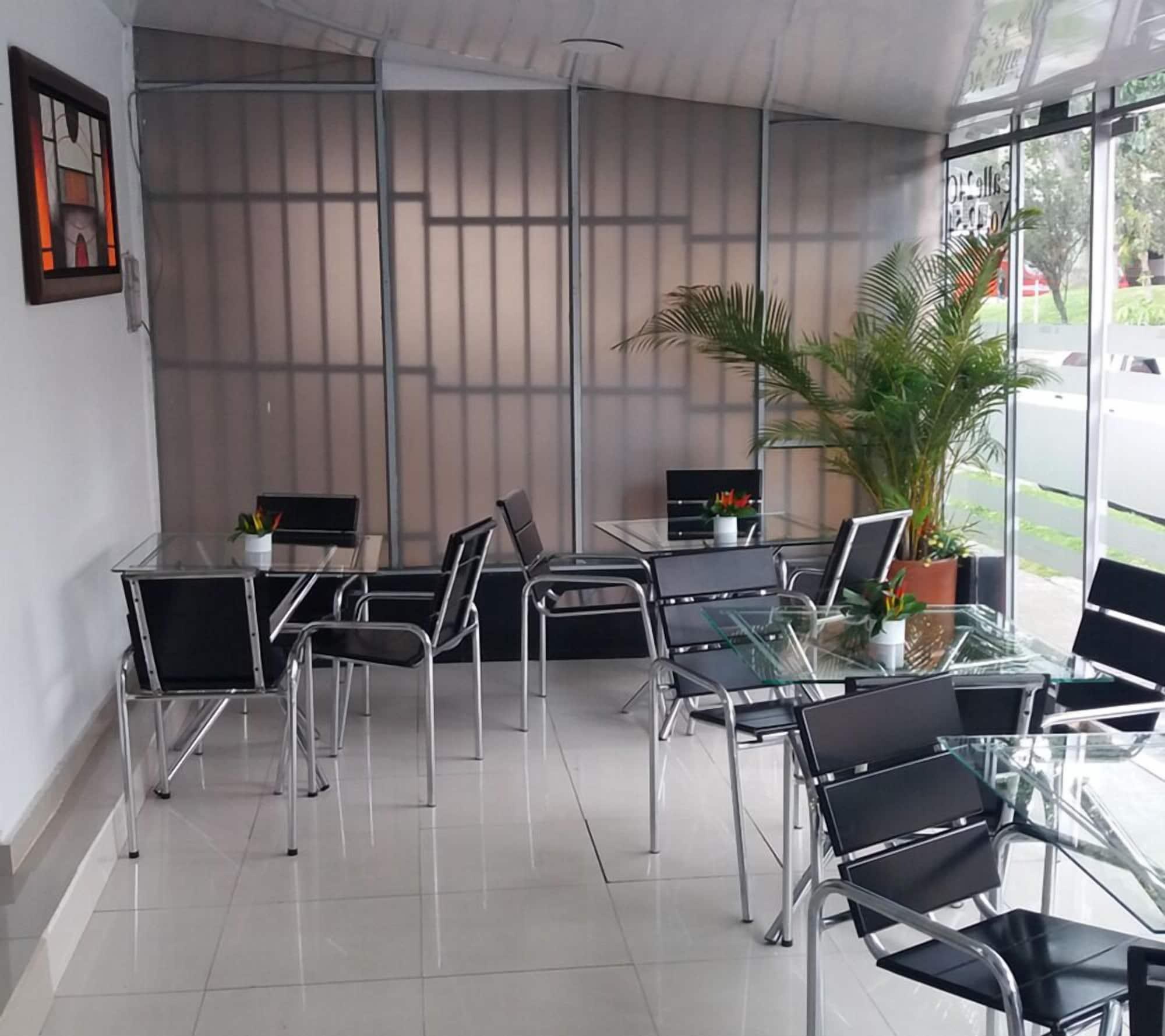 Hotel Santiago Plaza