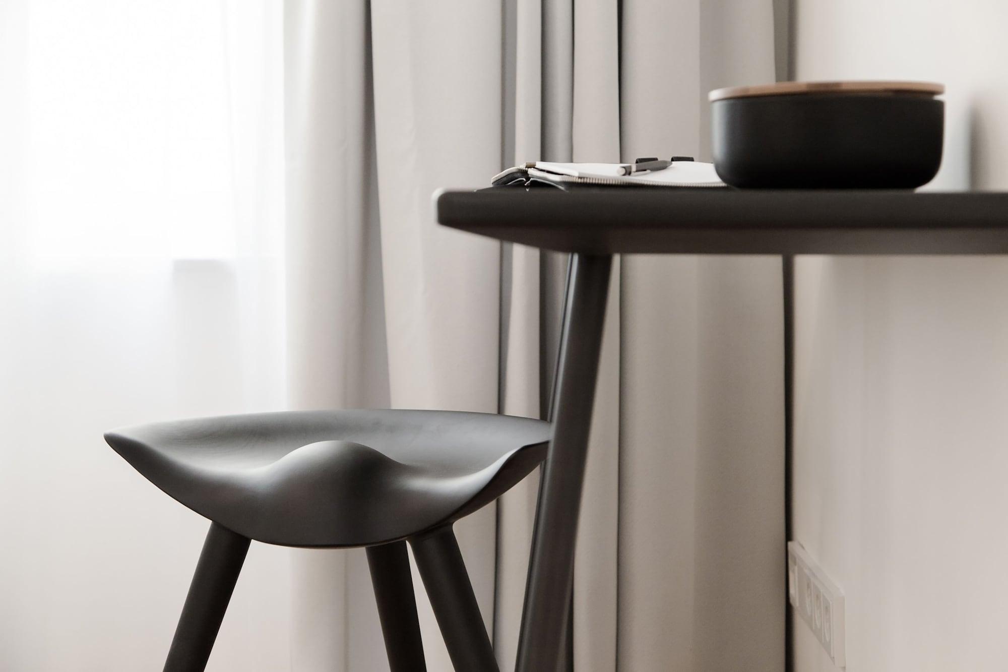 August The Boardinghouse by null