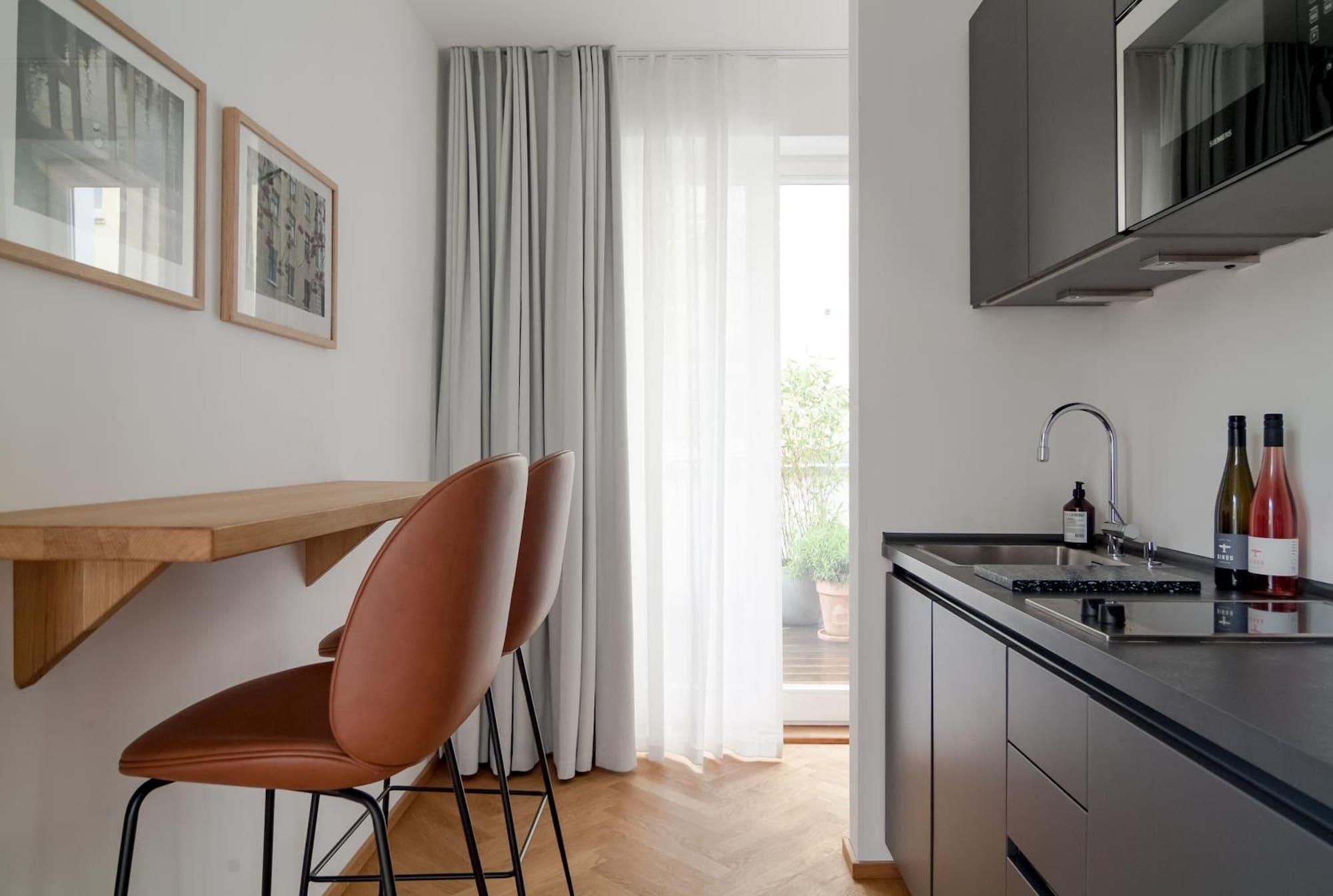 August The Boardinghouse by null