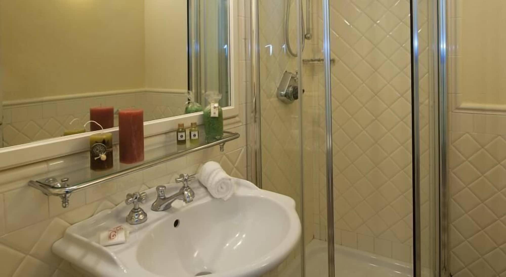 Castello di Gargonza by null