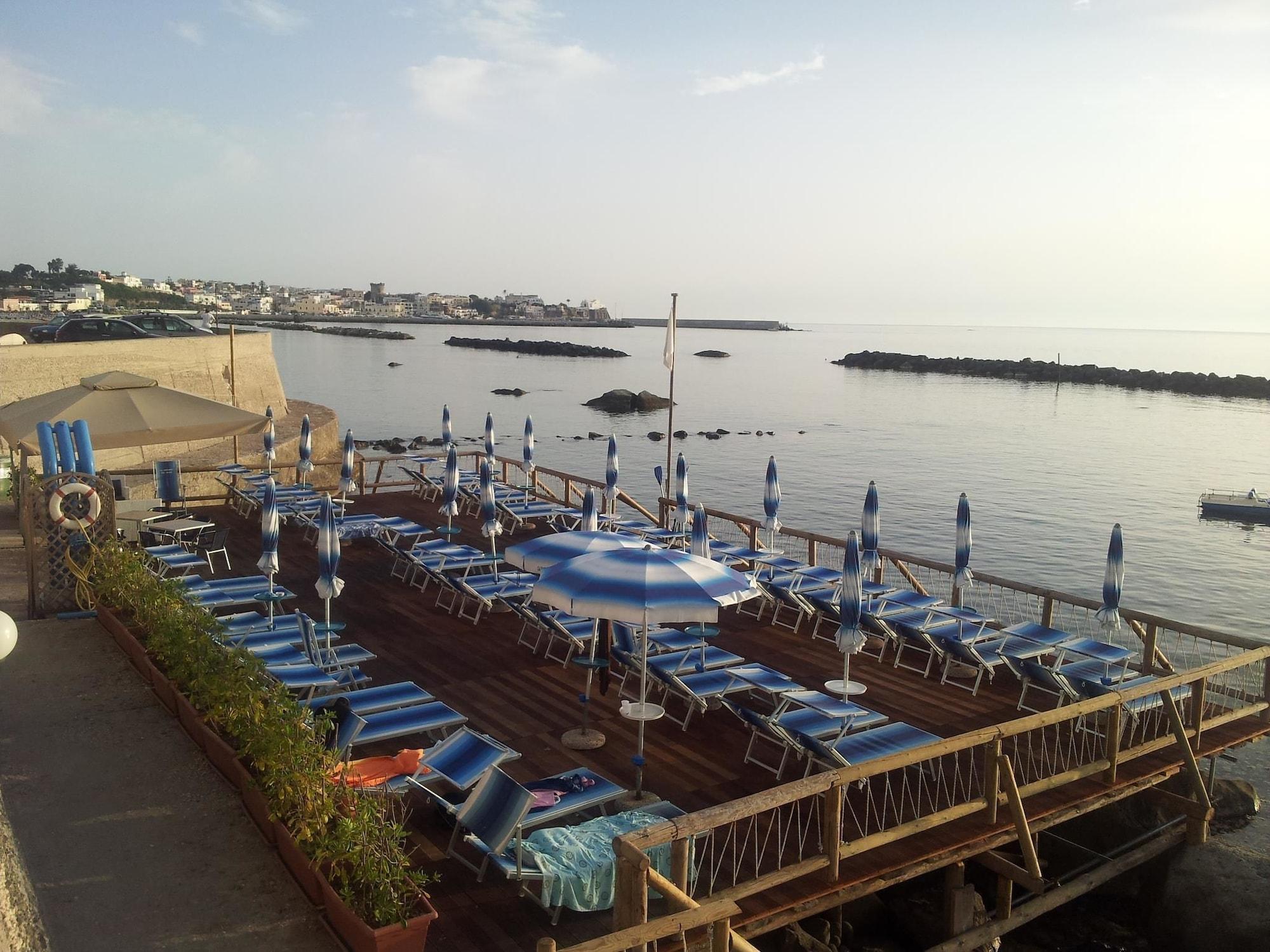 La Rotonda sul Mare by null