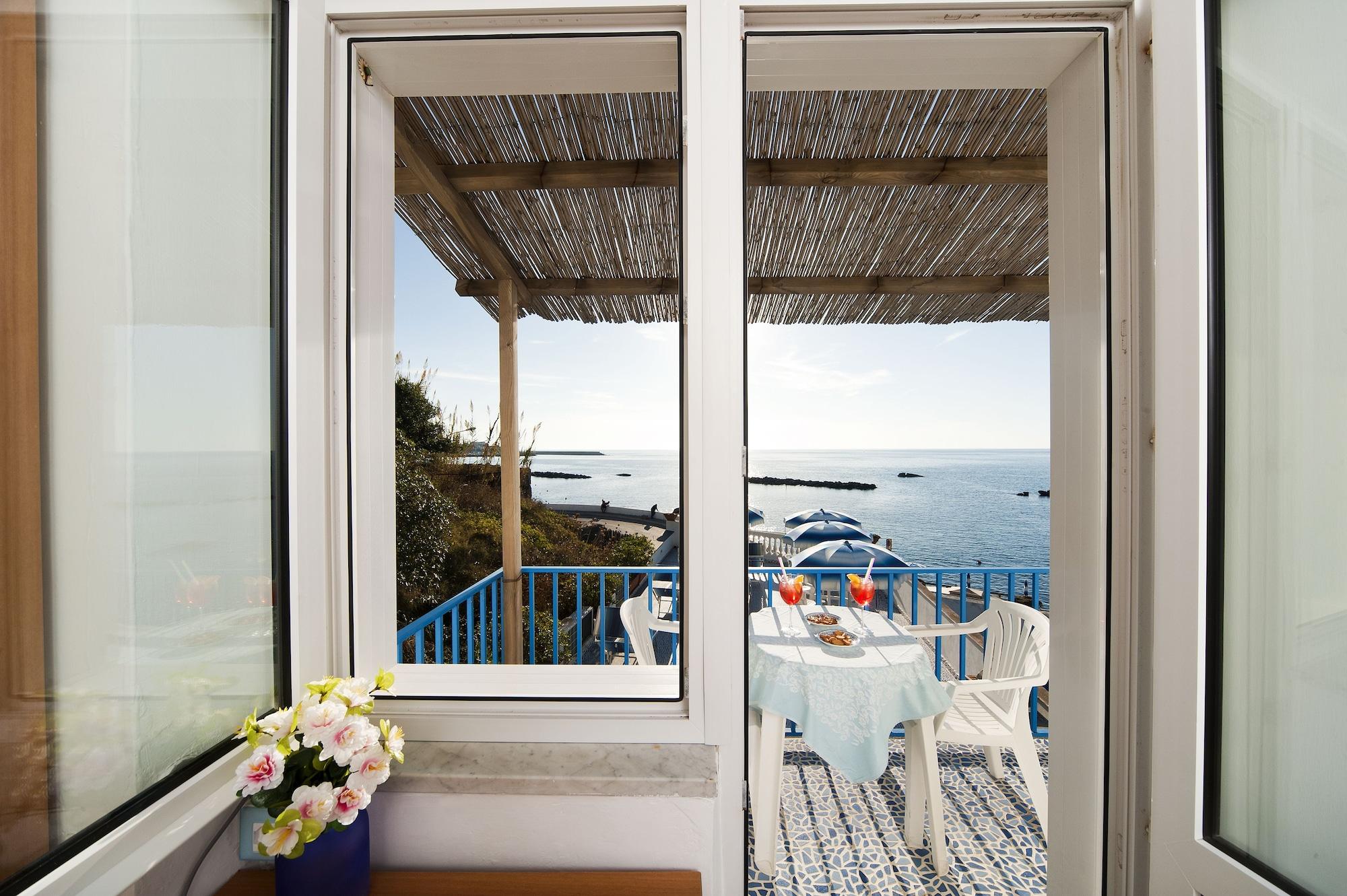 La Rotonda sul Mare by null