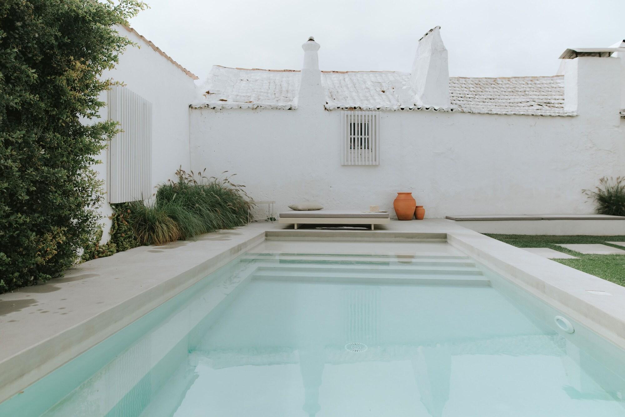 Dona Graca Lisbon Apartments