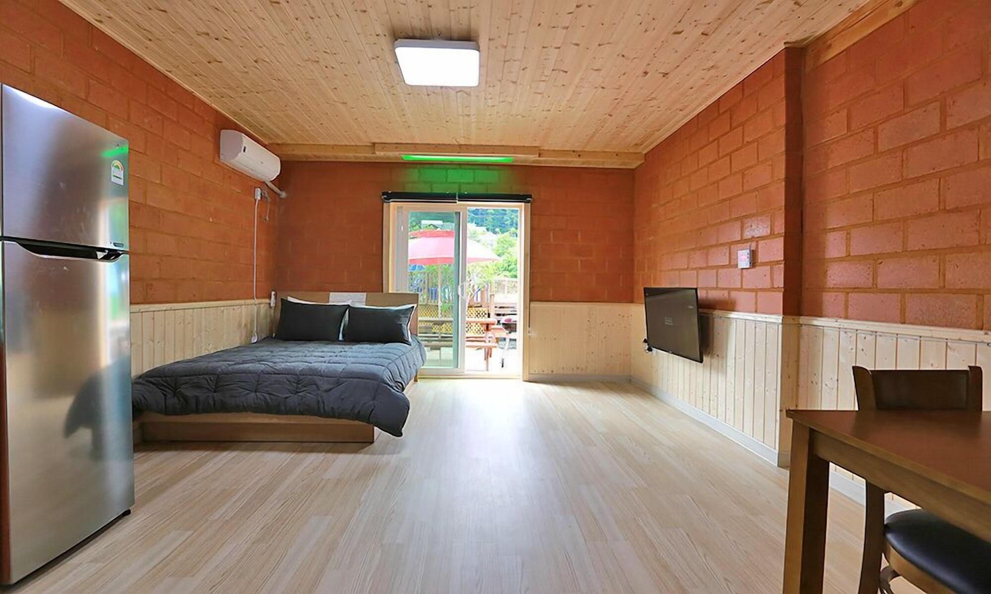 Rainbow Hwangto Pension