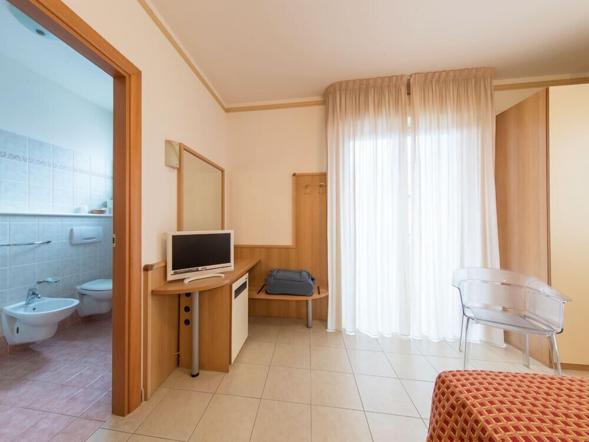 Ristorante hotel Lucia by null