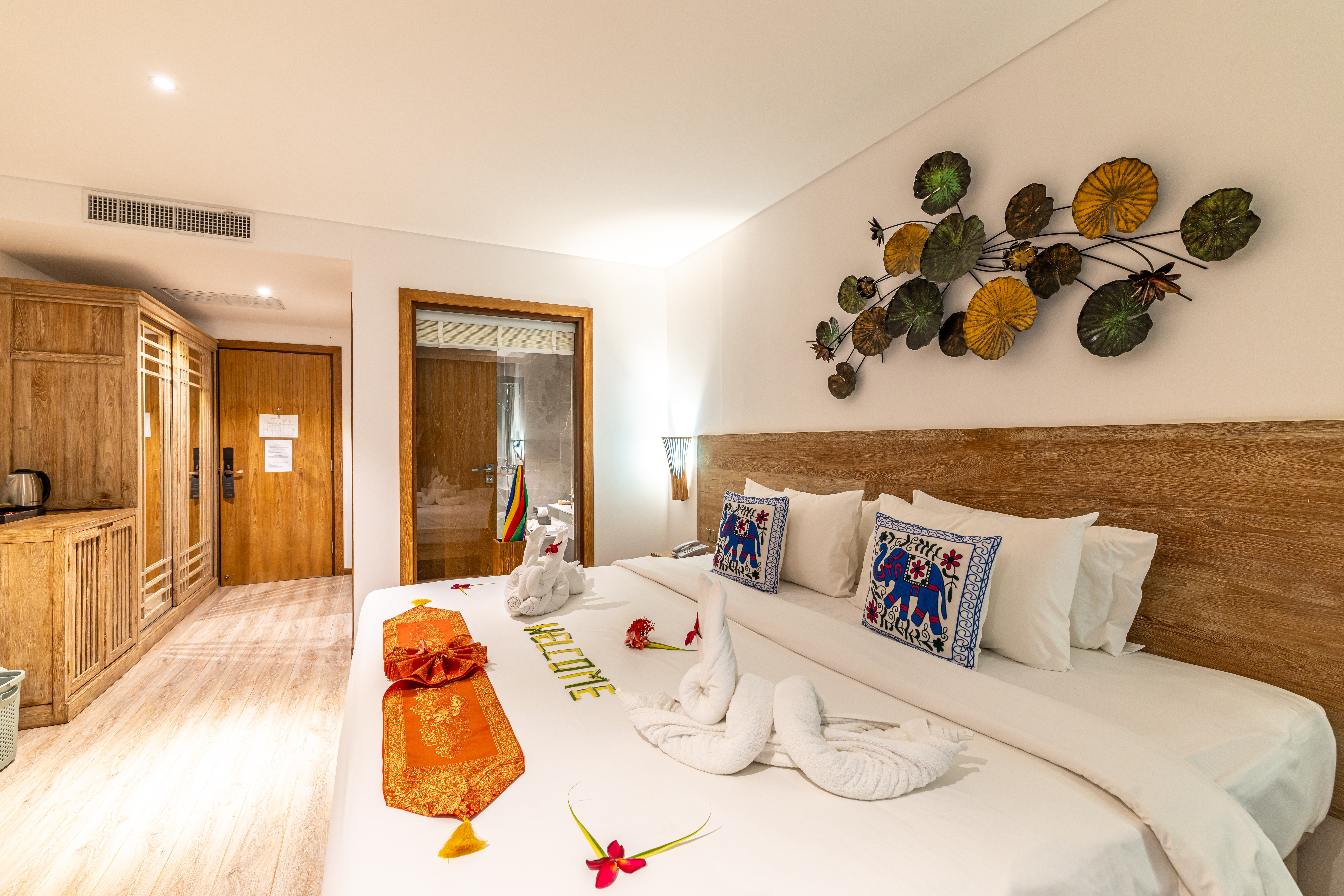 Royal Yao Yai Island Beach Resort -SHA Extra Plus+