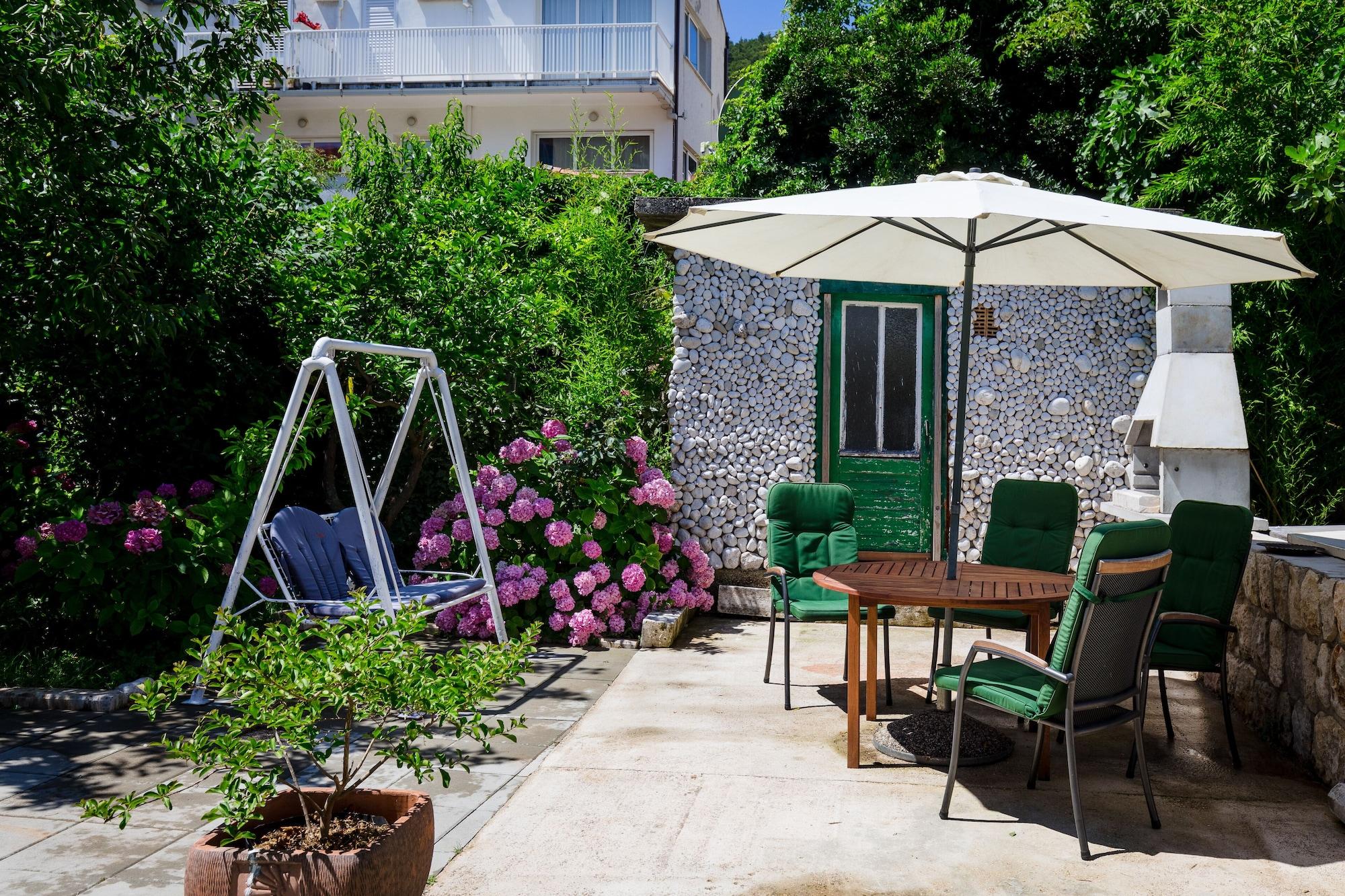 Apartments & Rooms V&M