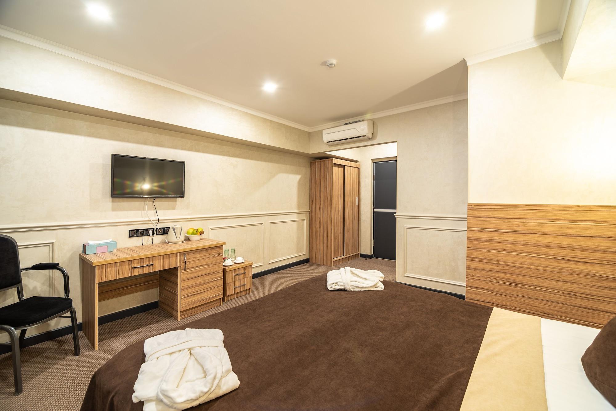Mildom City Hotel