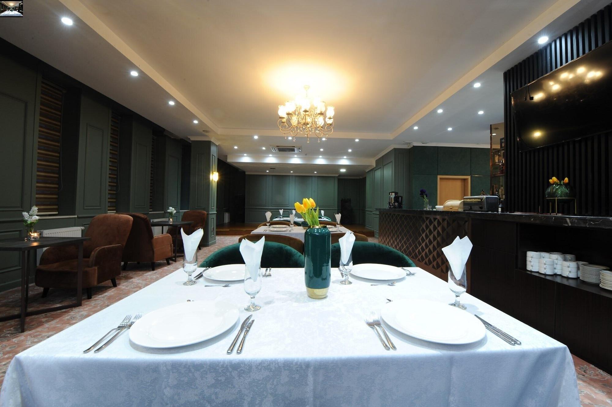UB Grand Hotel