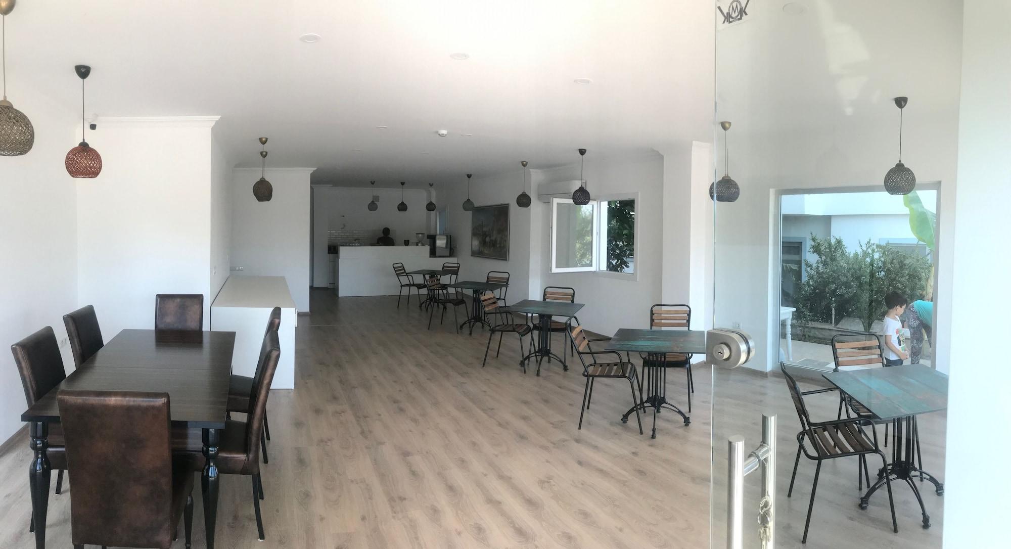 Dekatria Rooms&Aparts