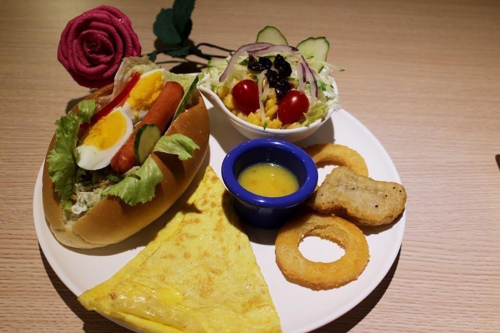 Monalisa De Hotel