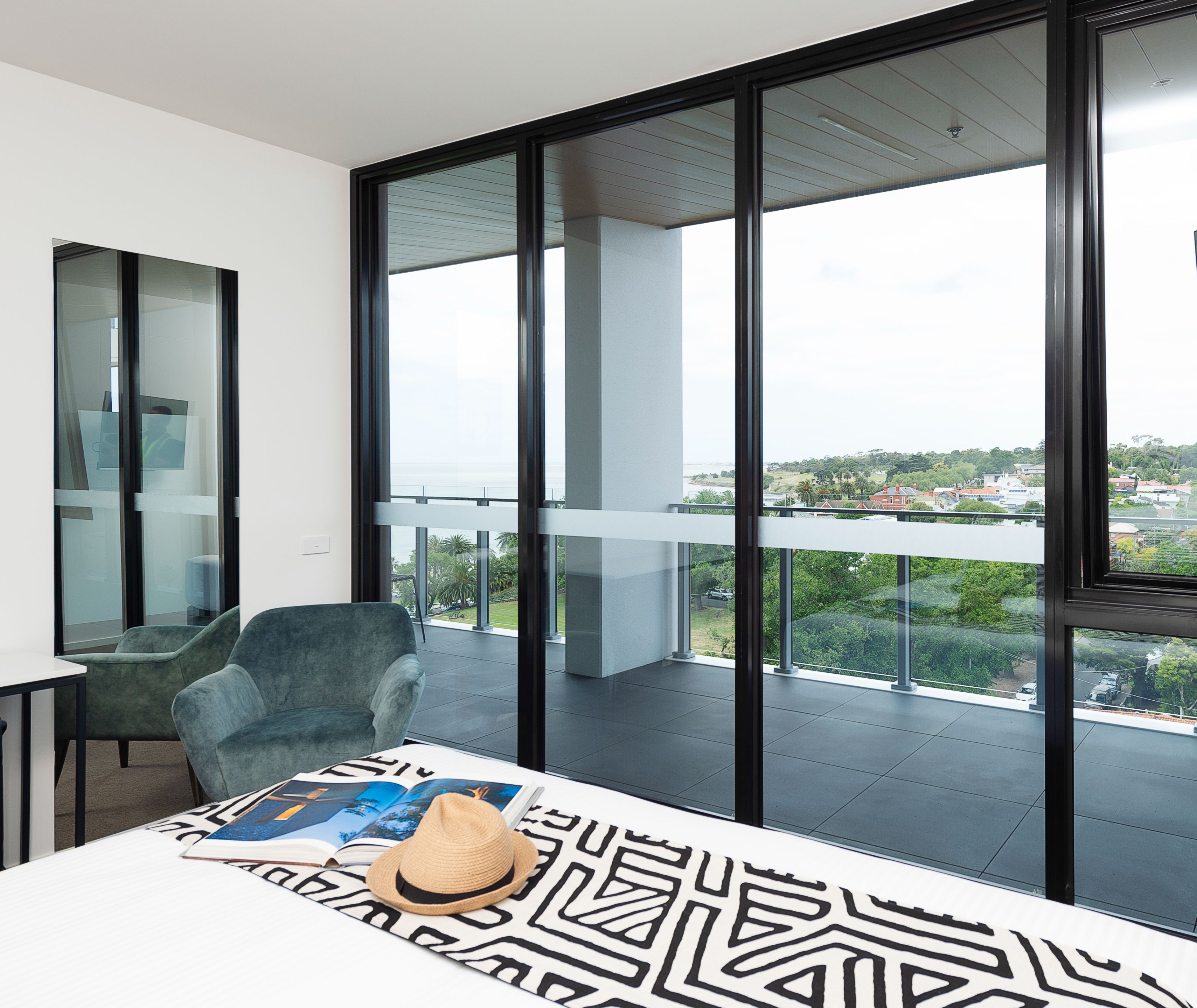Oaks R Suites Geelong